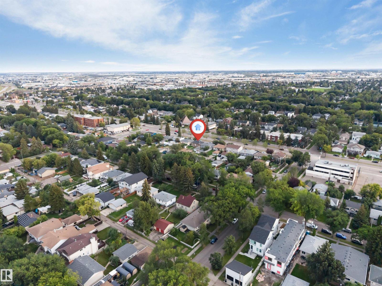 7928 82 Av Nw Property Photo 7