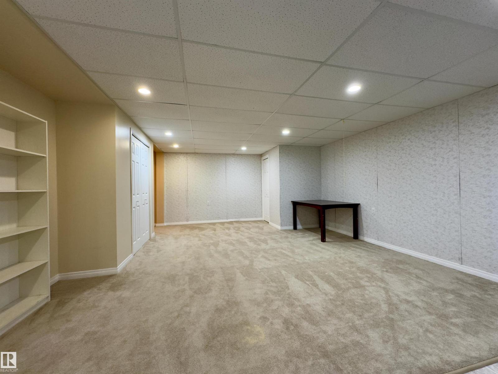 4844 47 Av Property Photo 27