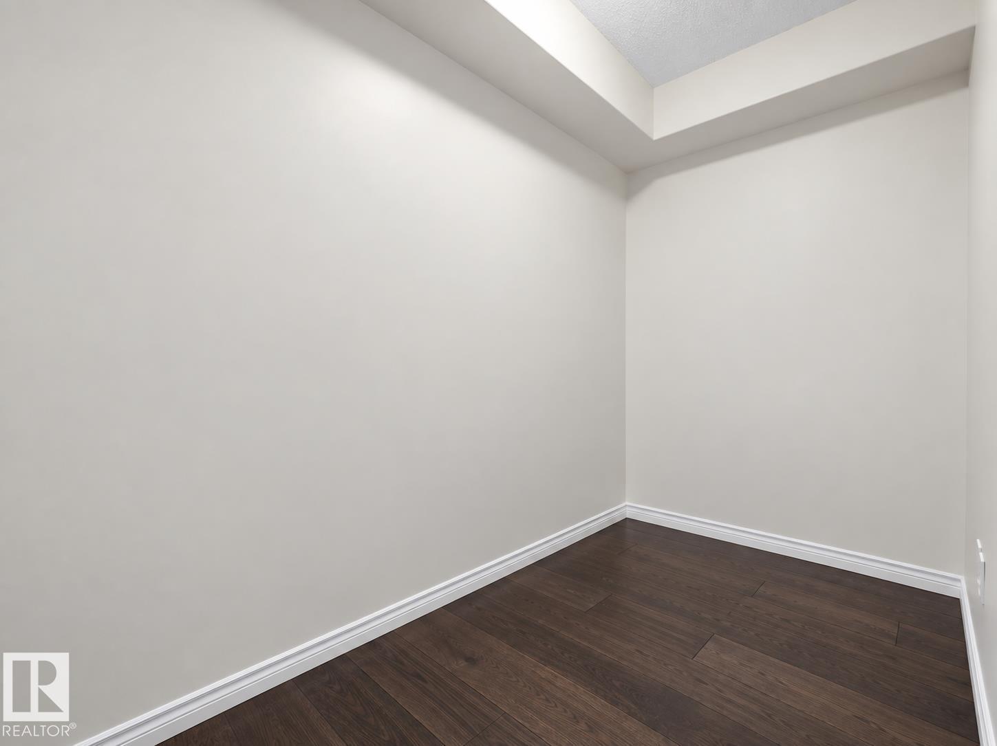#116 16807 100 Av Nw Property Photo 29