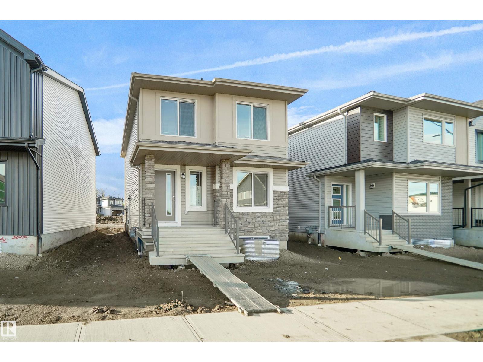 7331 181 AV NW Property Photo 1