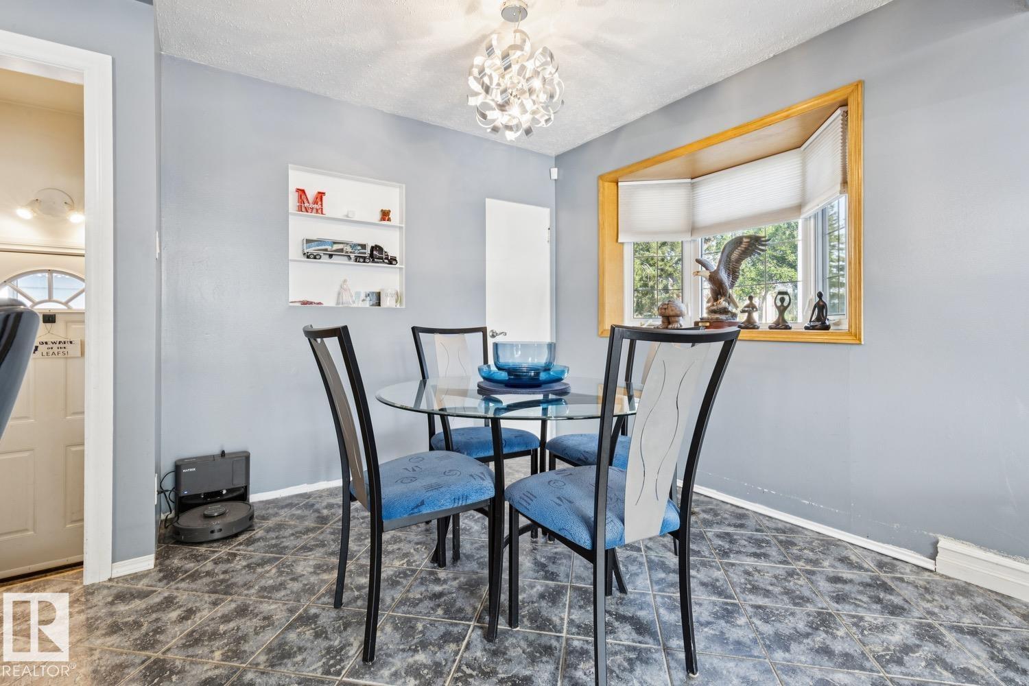10830 159 St Nw Property Photo 10