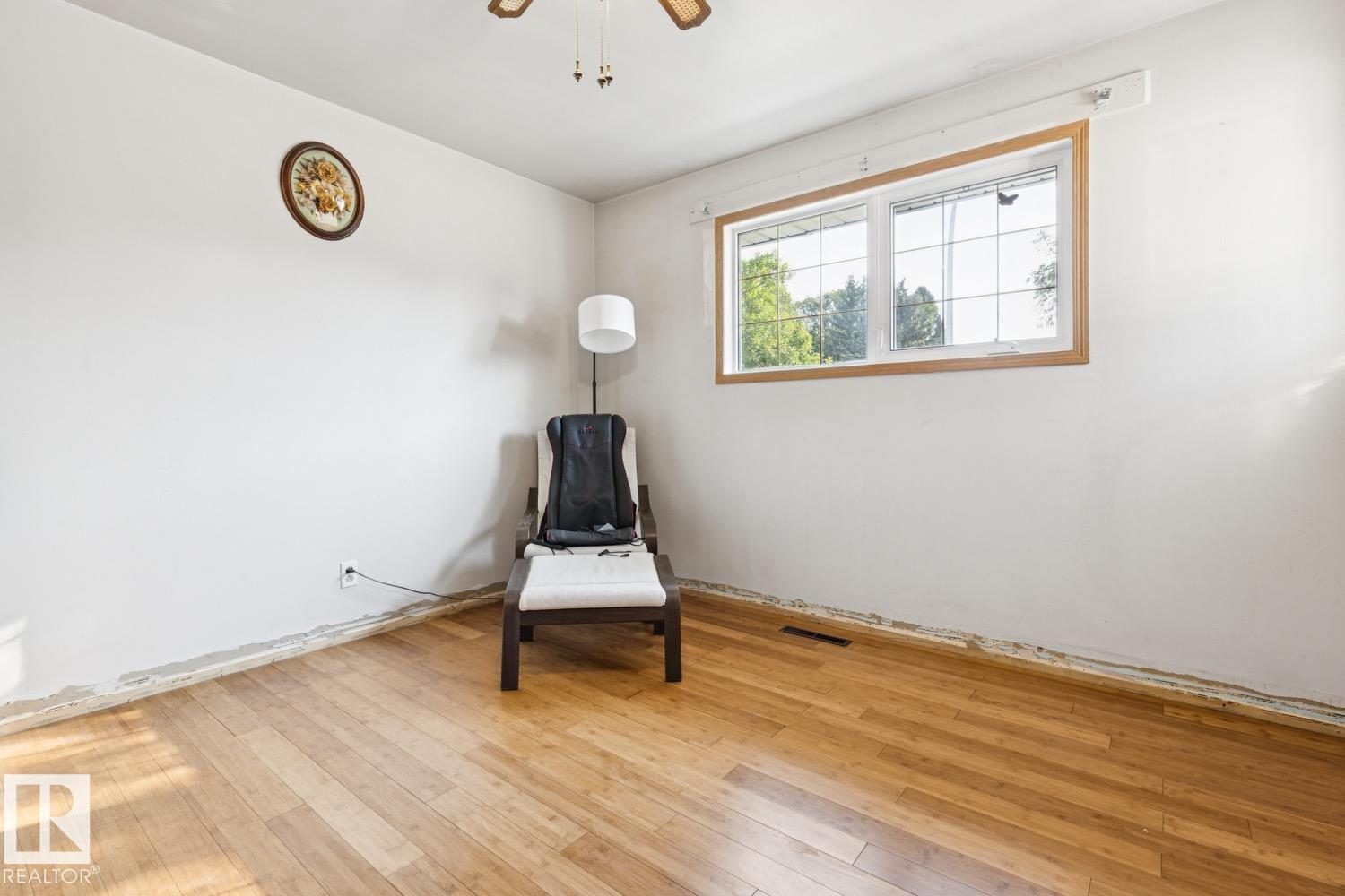 10830 159 St Nw Property Photo 19