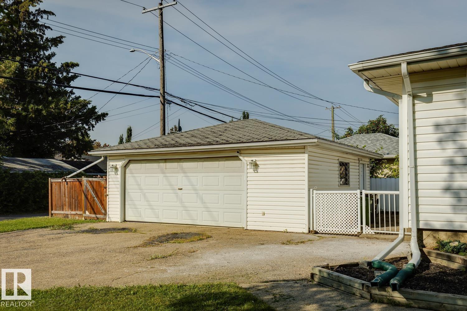 10830 159 St Nw Property Photo 26