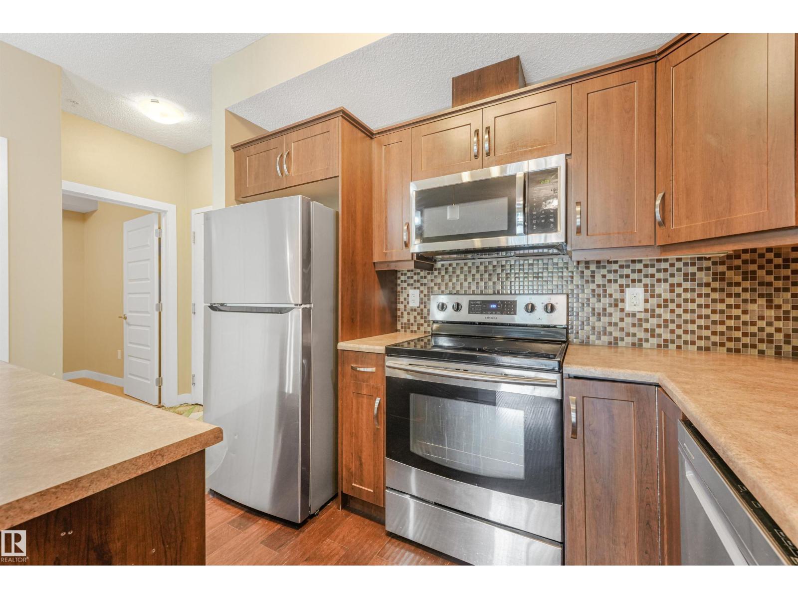 #214 8730 82 Av Nw Property Photo 1