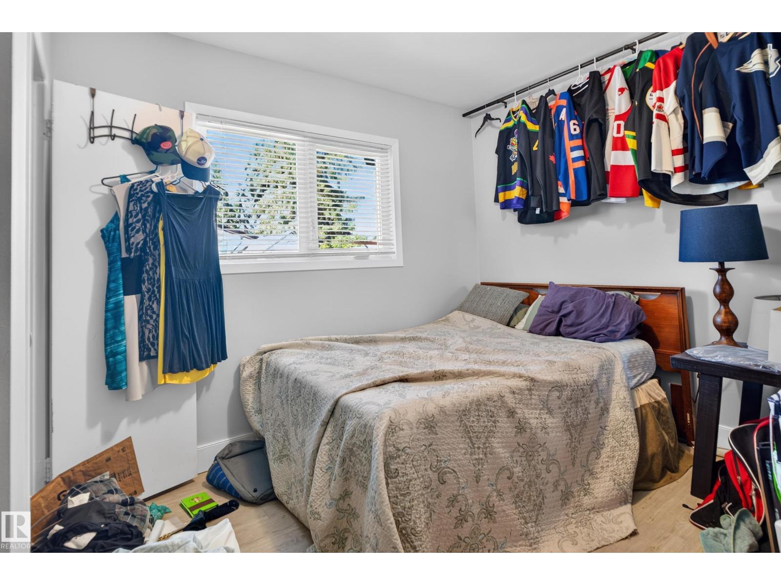 10548 40 St Nw Property Photo 15
