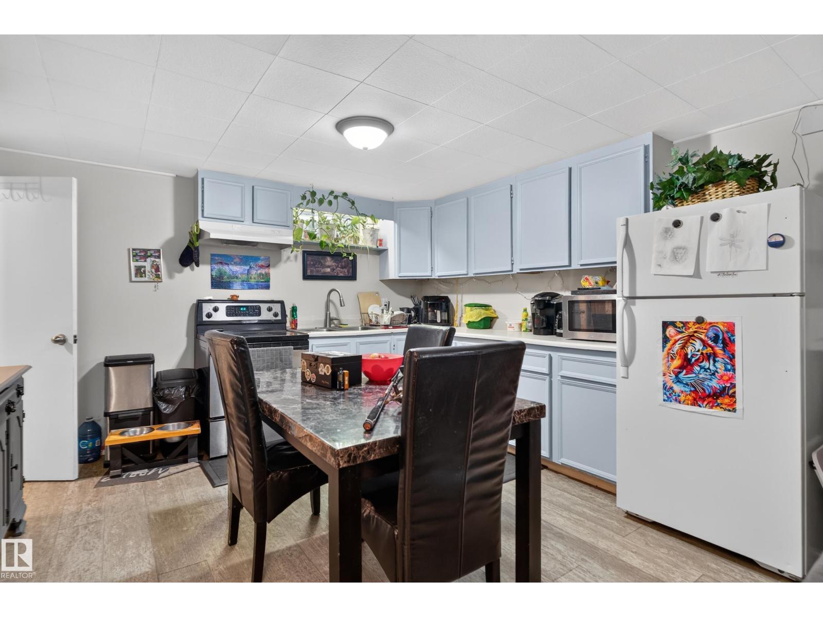 10548 40 St Nw Property Photo 21
