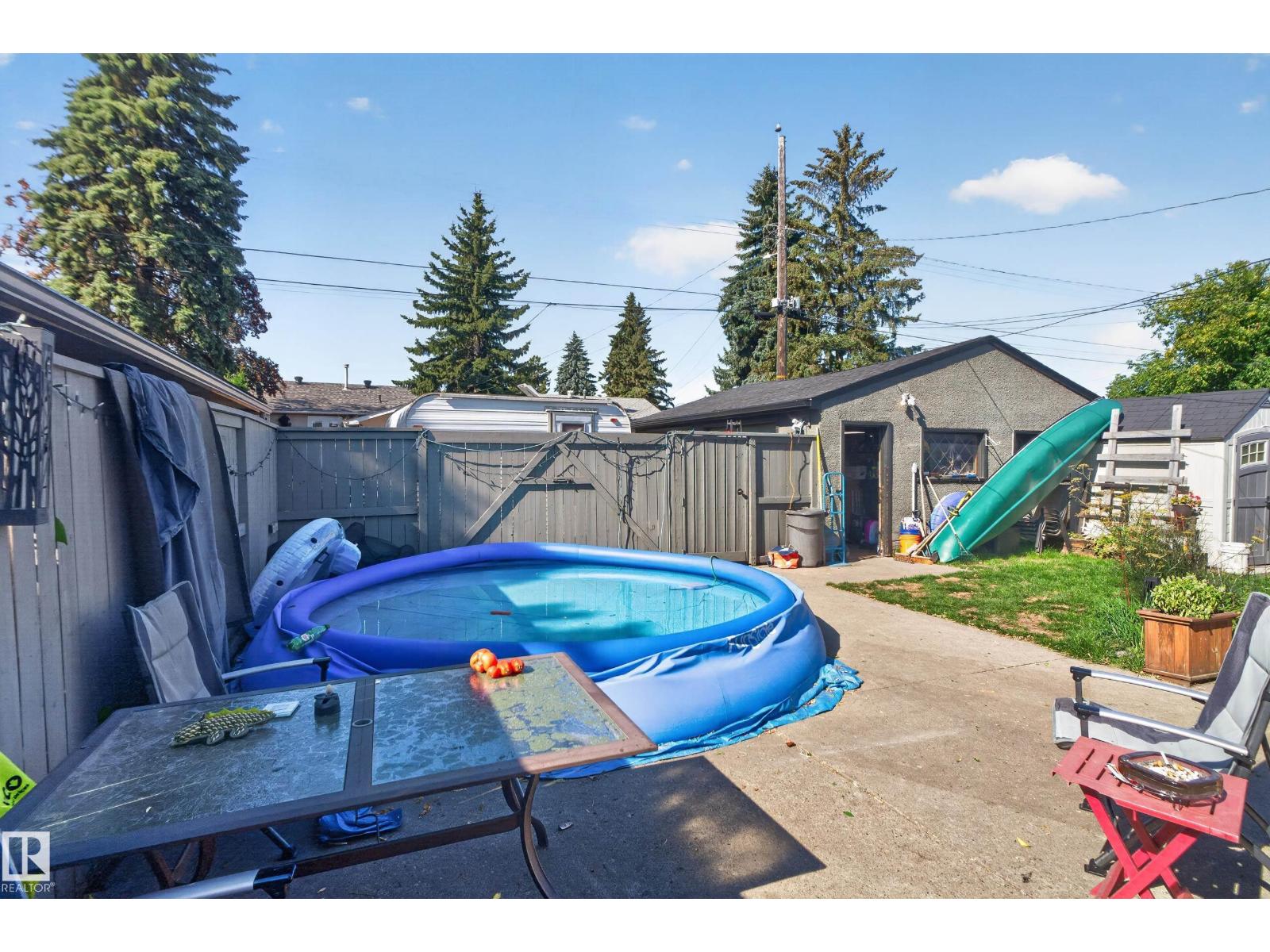 10548 40 St Nw Property Photo 38