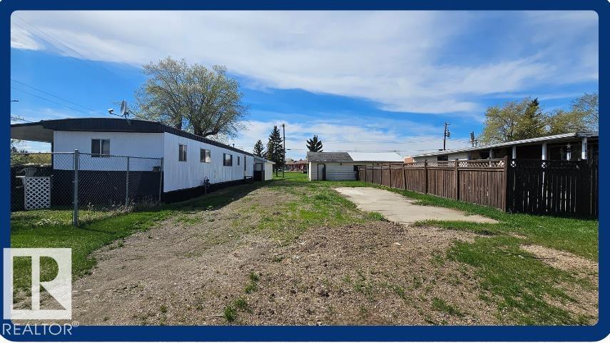5708 50 St Property Photo 1
