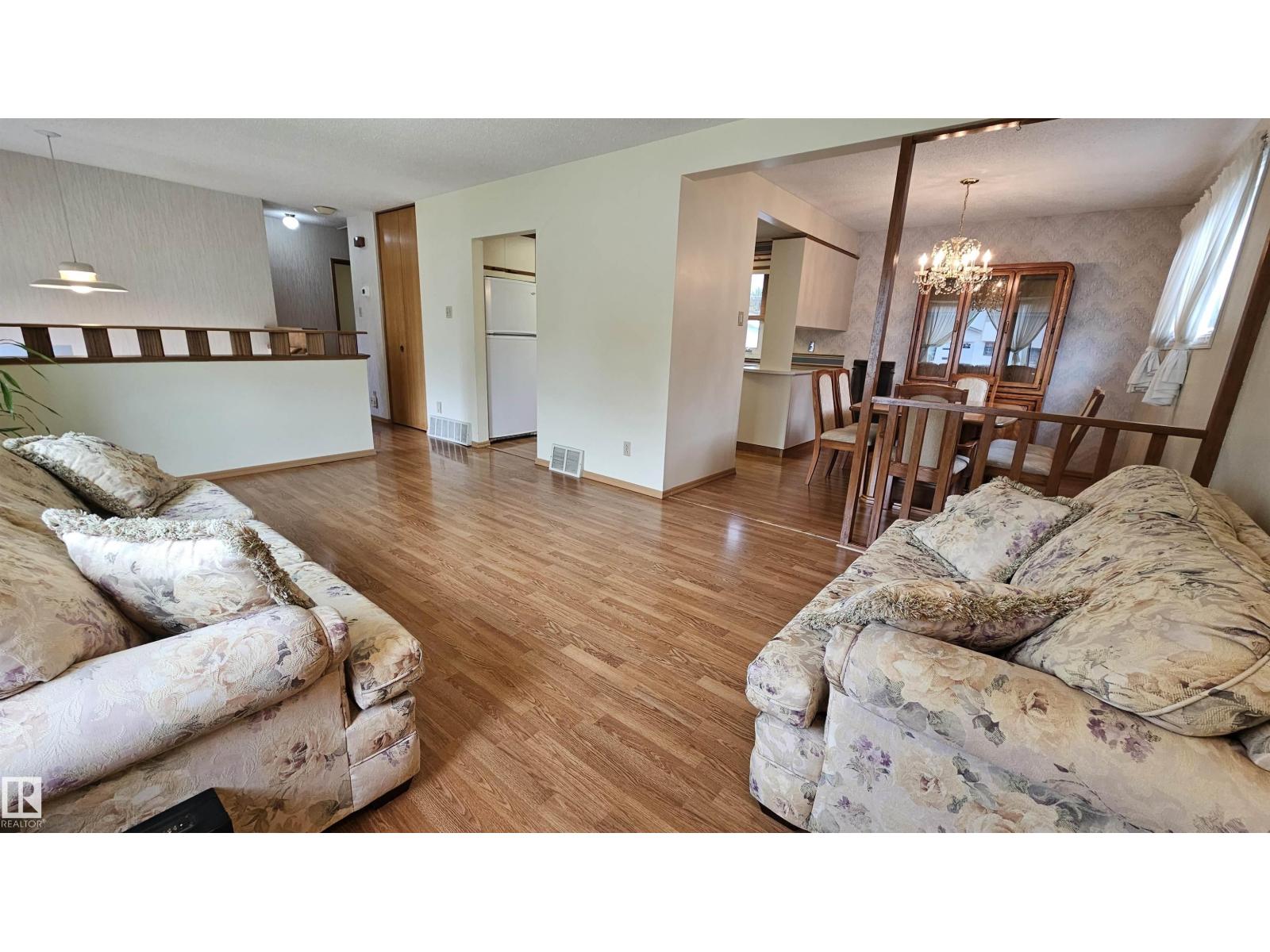 13439 114 St Nw Property Photo 4