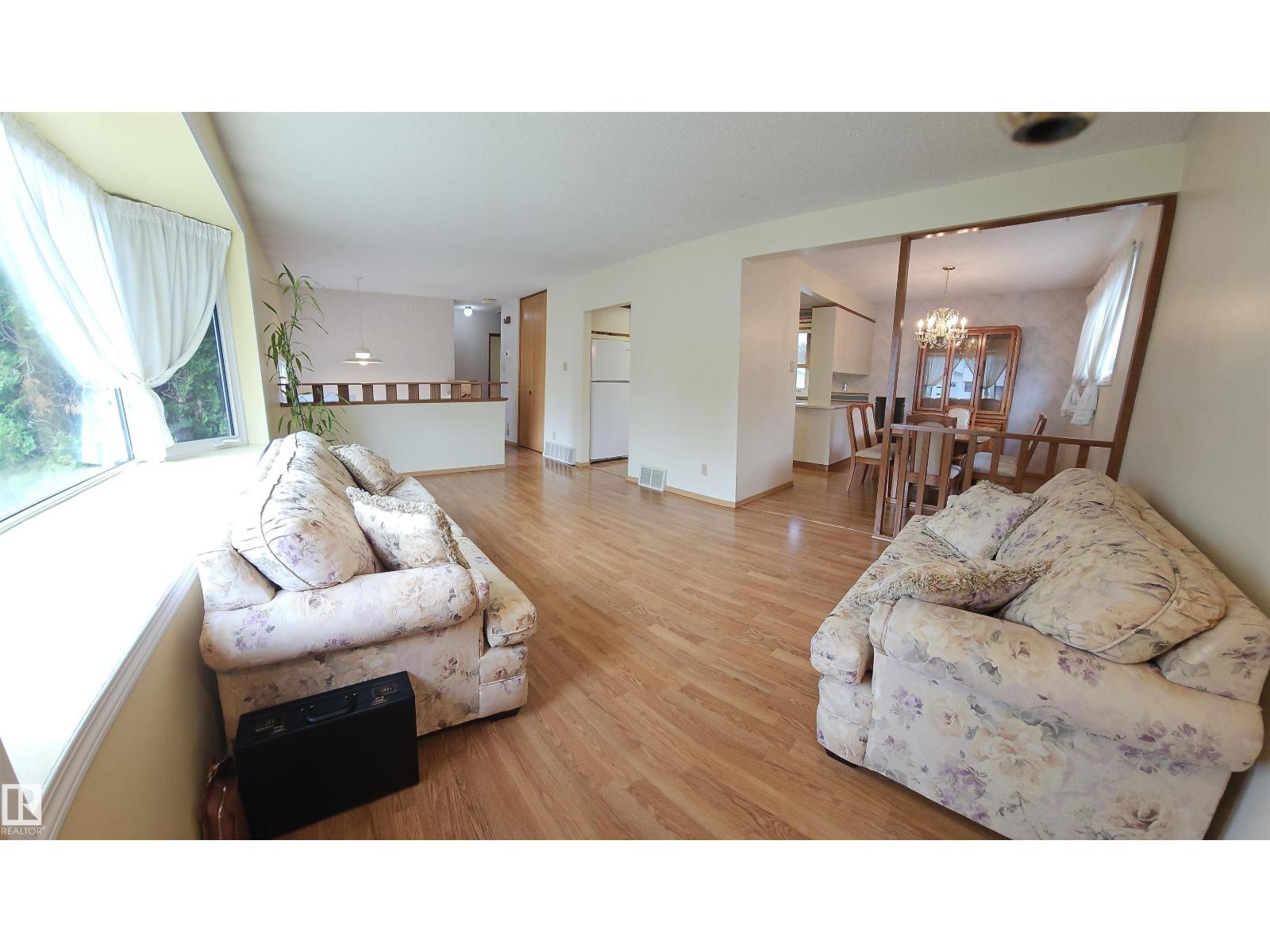 13439 114 St Nw Property Photo 5