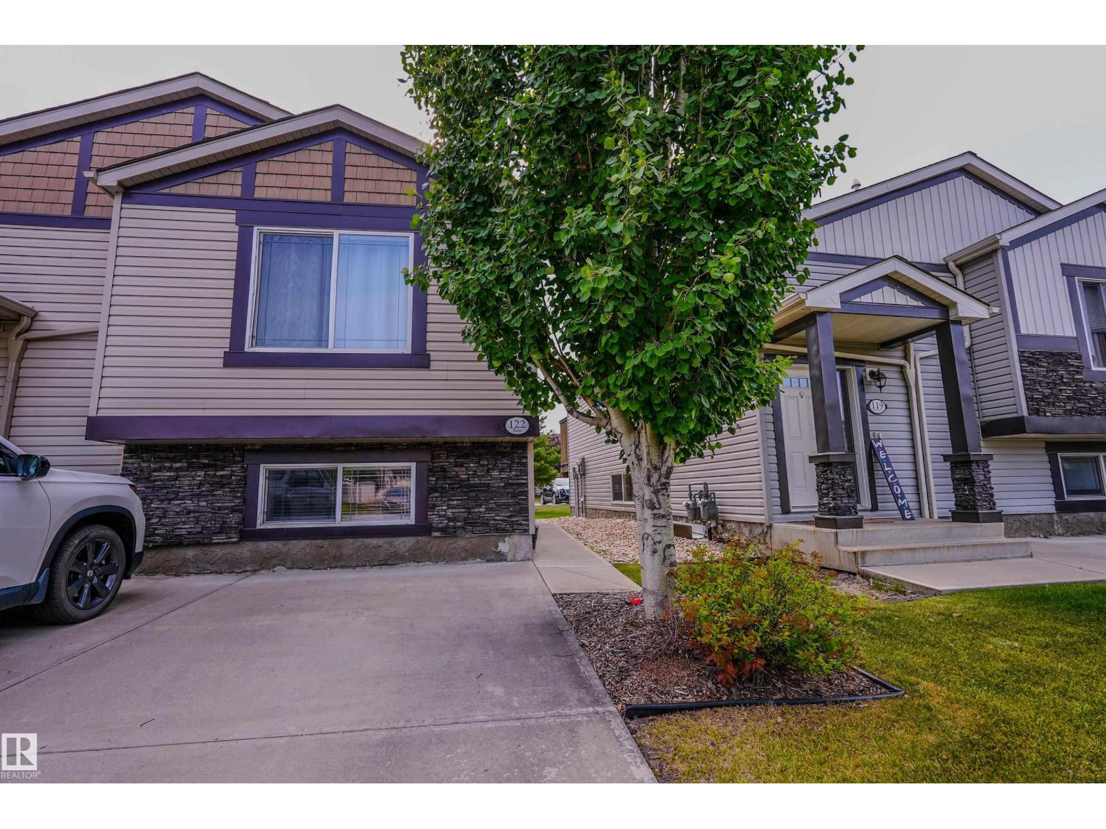 122 142 Selkirk Pl Property Photo 2