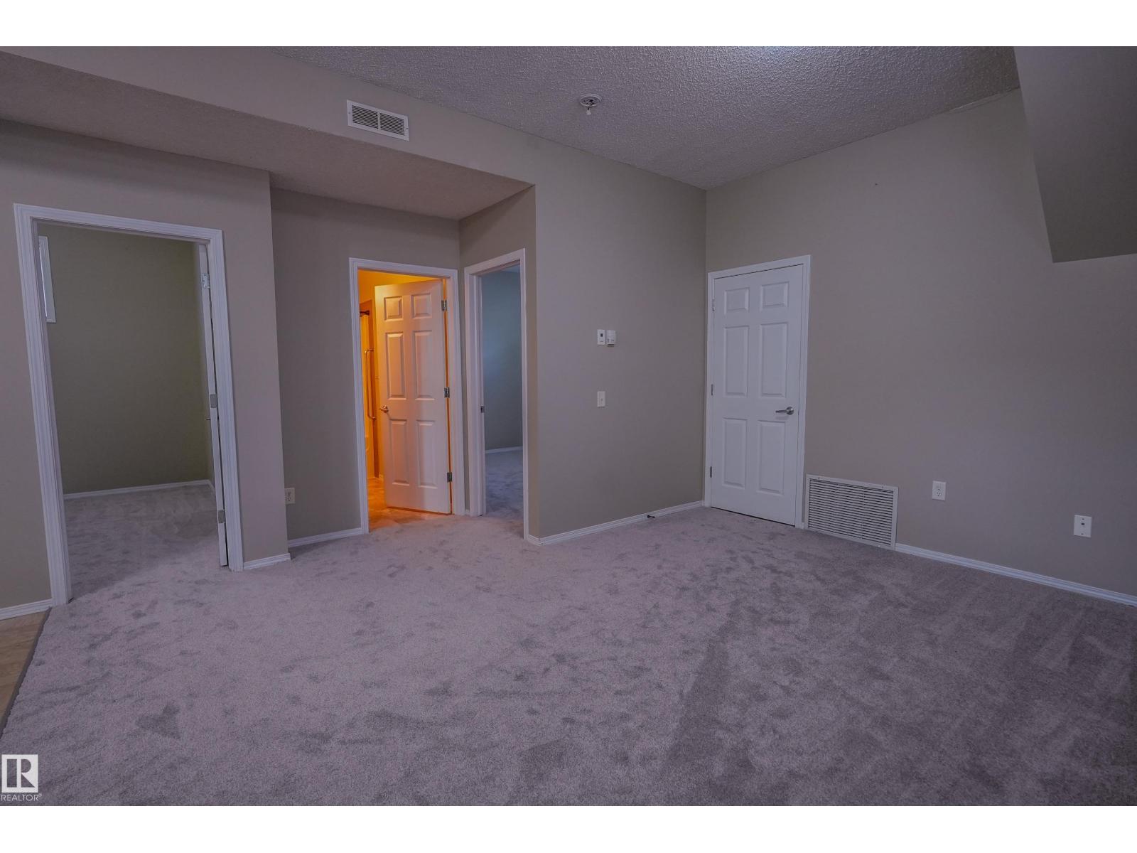122 142 Selkirk Pl Property Photo 12
