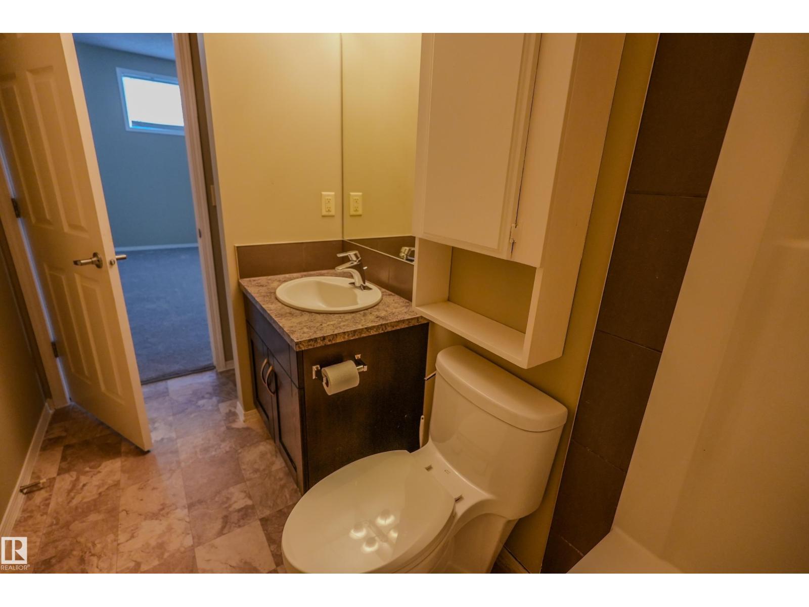 122 142 Selkirk Pl Property Photo 20