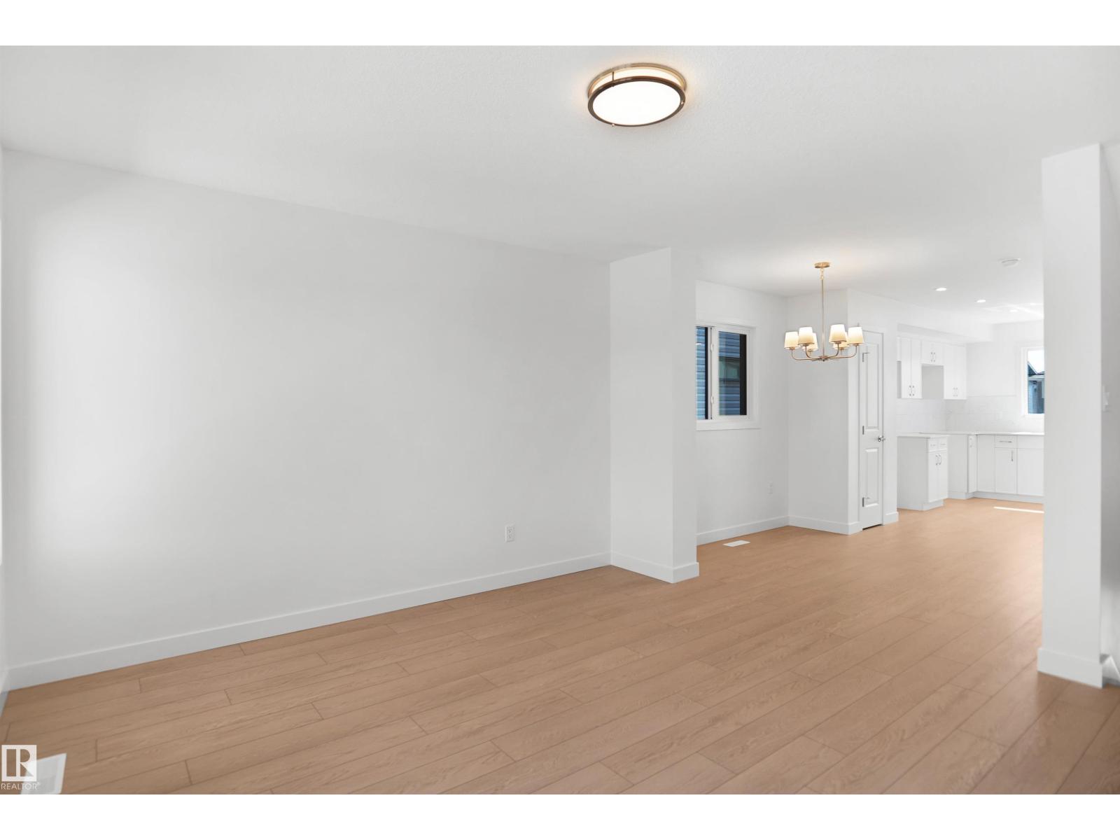 924 19 Av Nw Property Photo 4