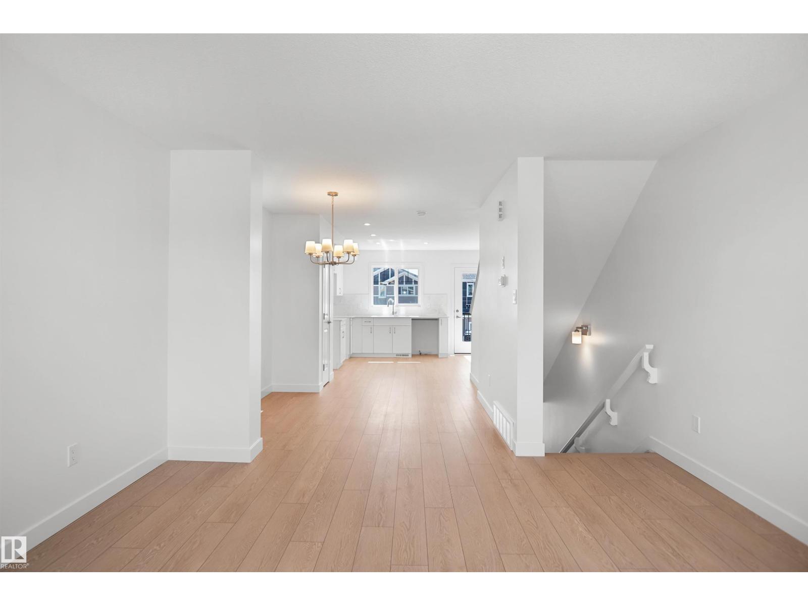 924 19 Av Nw Property Photo 5