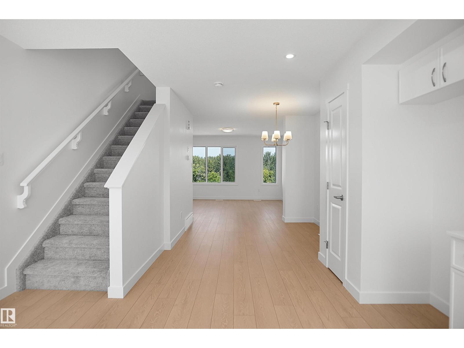 924 19 Av Nw Property Photo 11