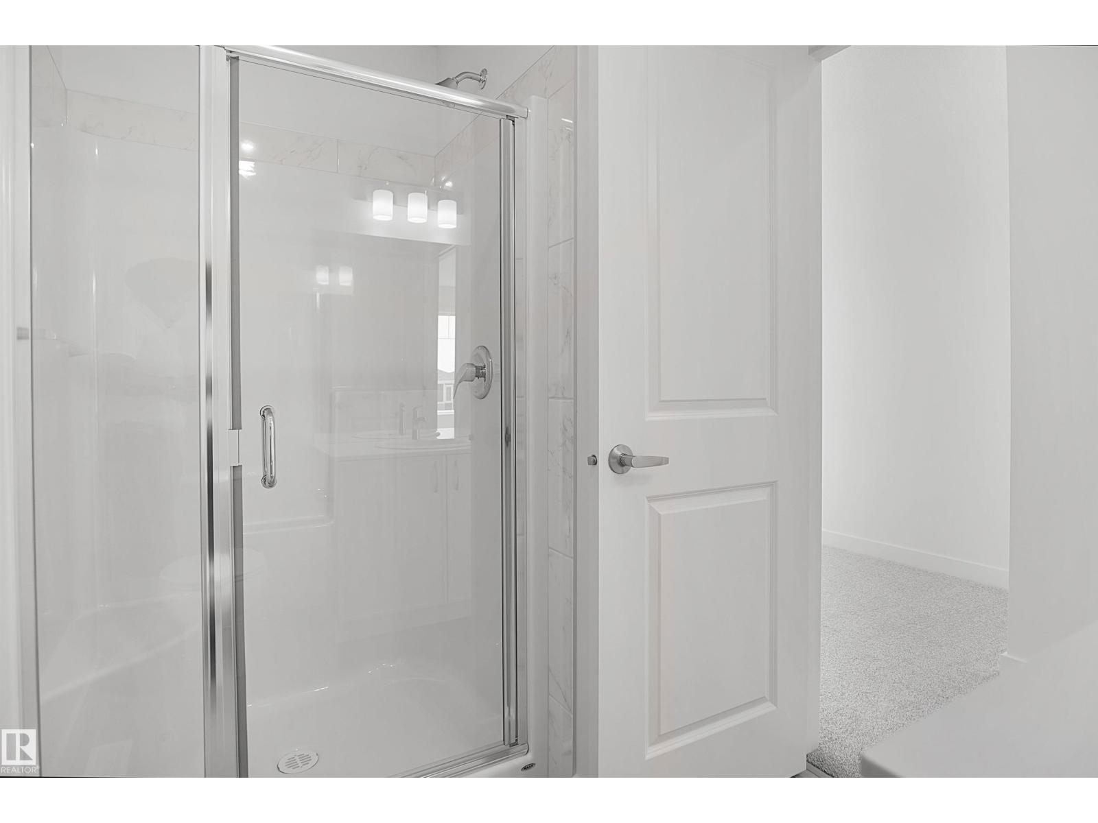 924 19 Av Nw Property Photo 17