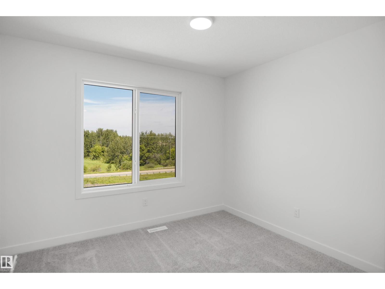 924 19 Av Nw Property Photo 18