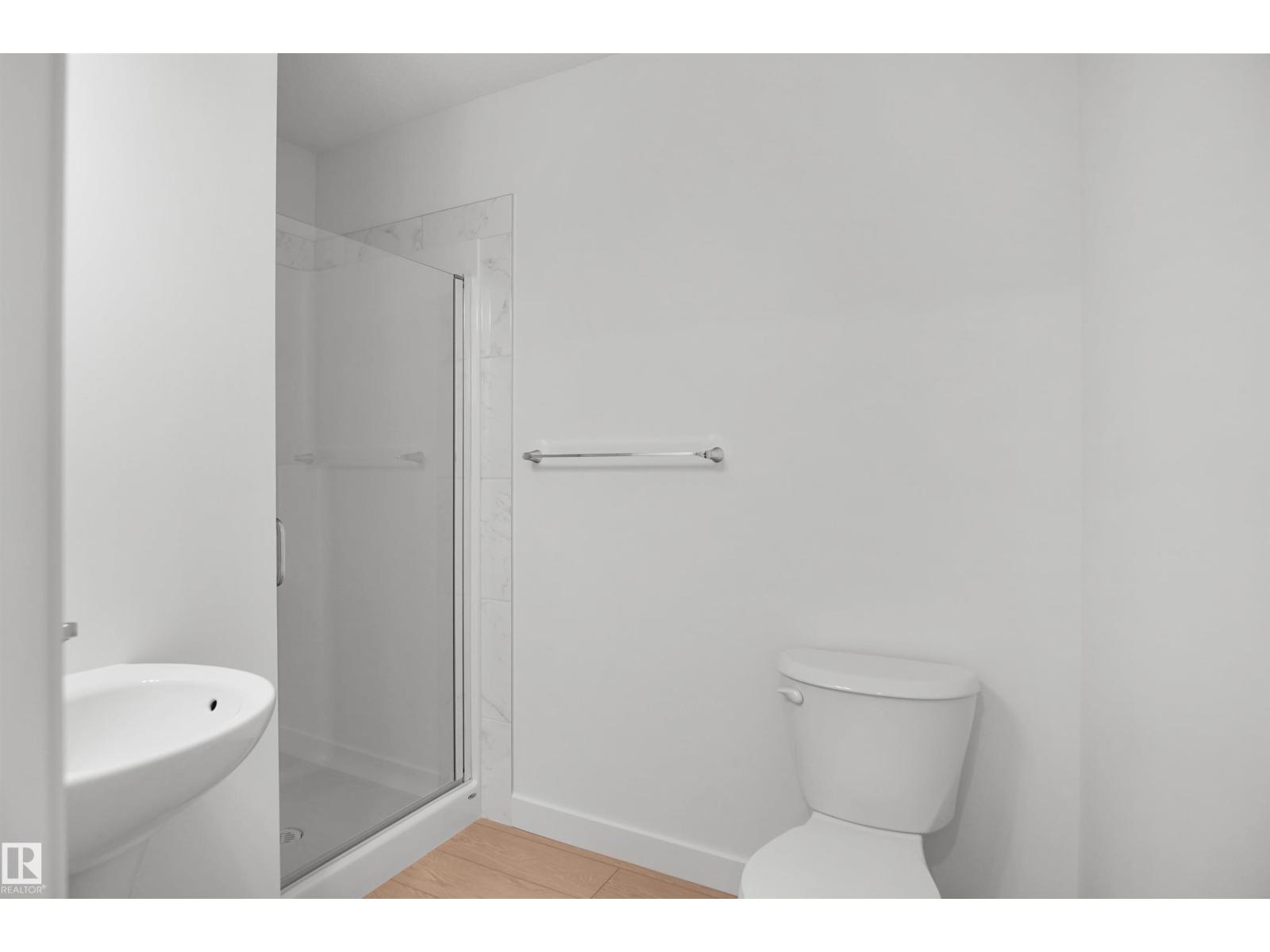 924 19 Av Nw Property Photo 23