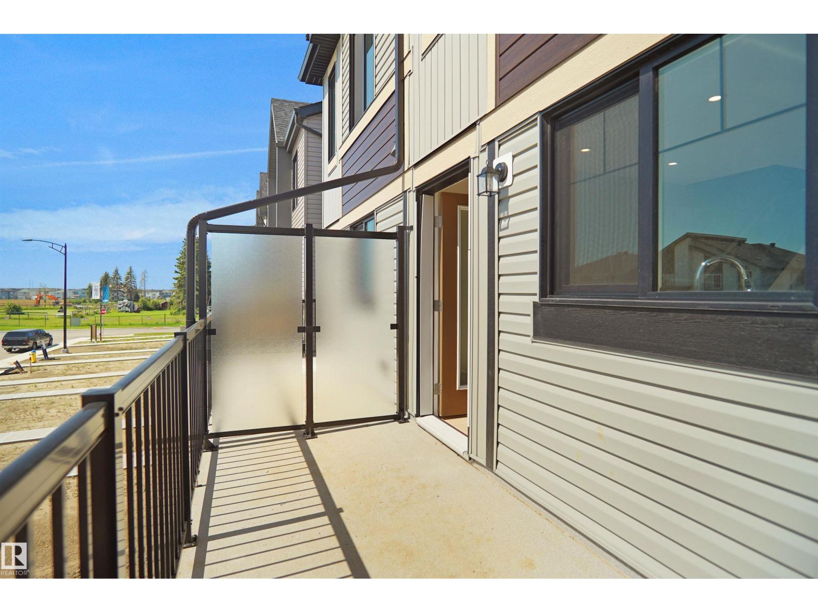 924 19 Av Nw Property Photo 25
