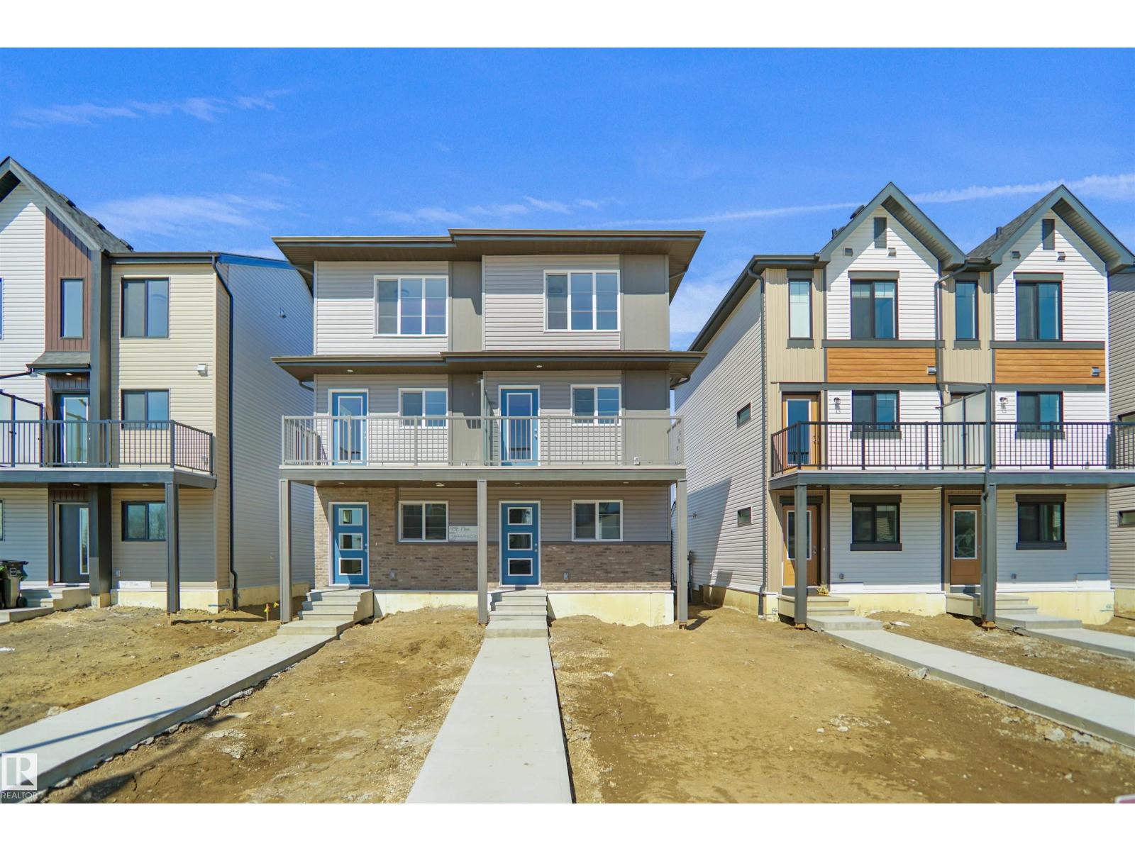 629 176 AV NE Property Photo 1