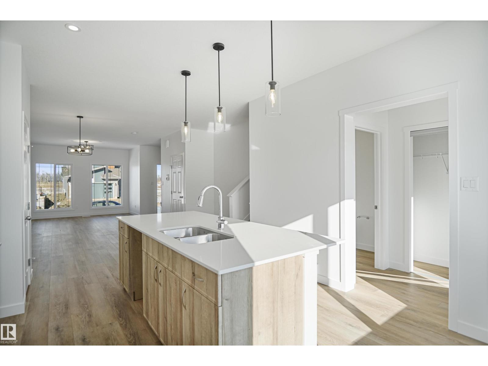 39 Leawood Li Property Photo 9