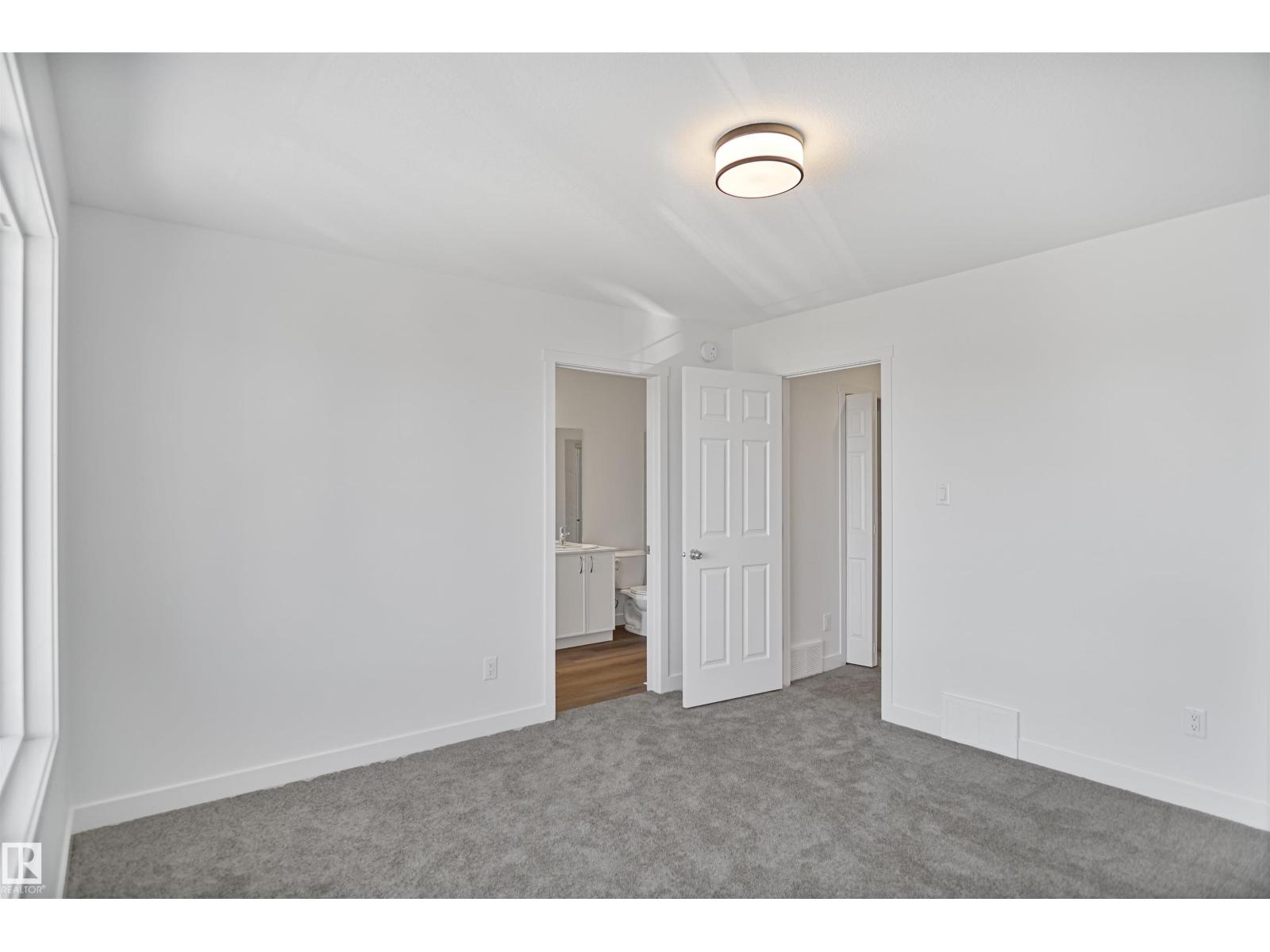 39 Leawood Li Property Photo 18