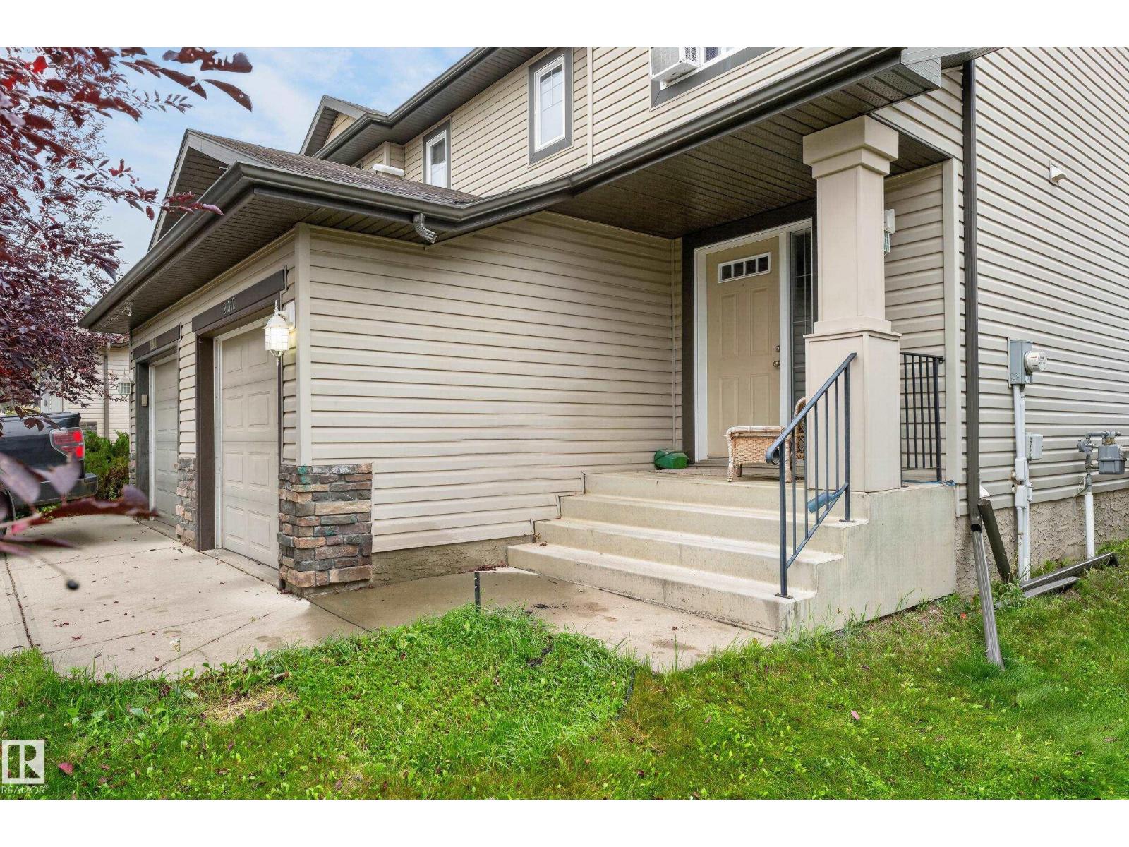 21312 48 Av Nw Property Photo 3