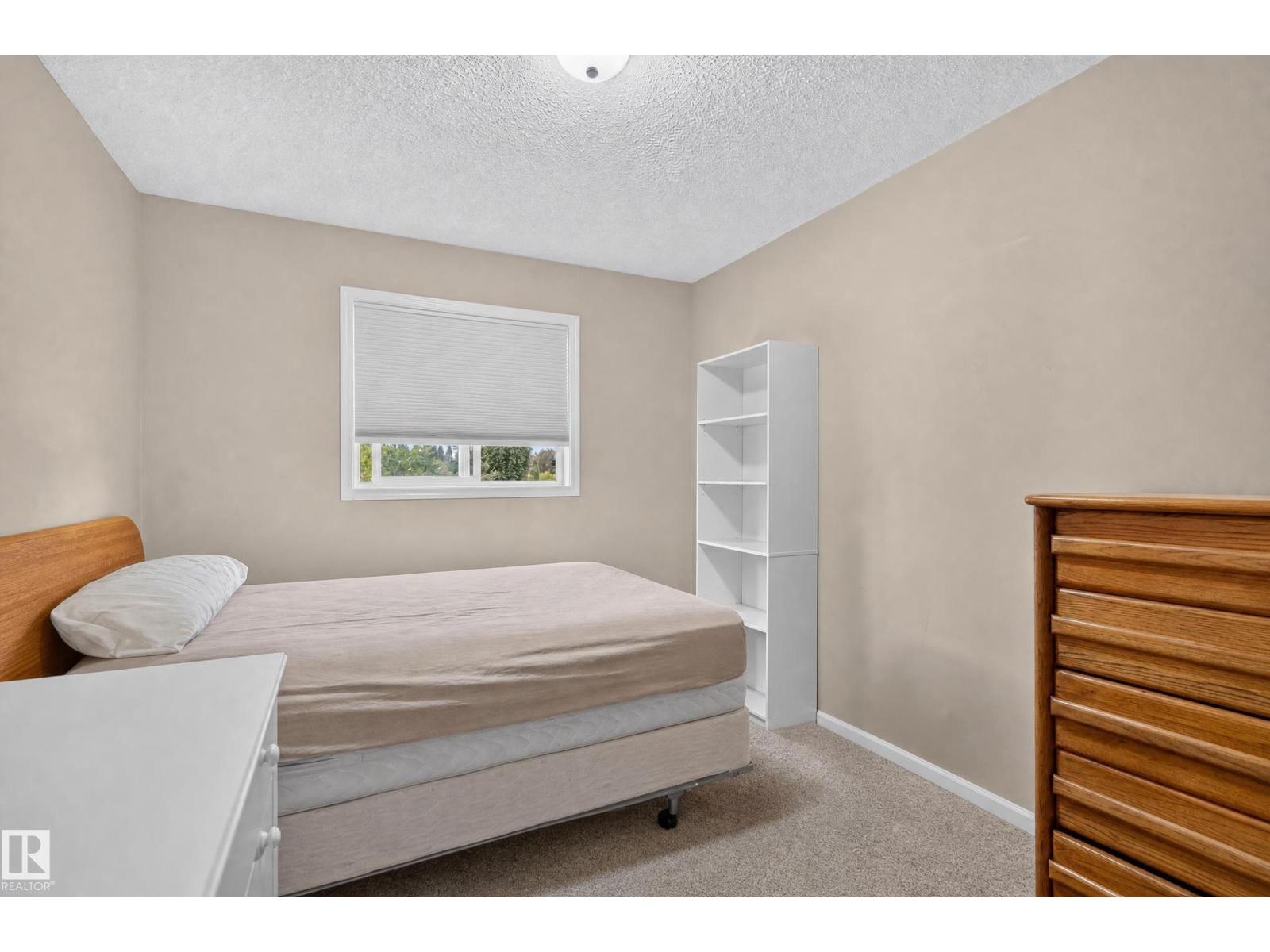 21312 48 Av Nw Property Photo 27