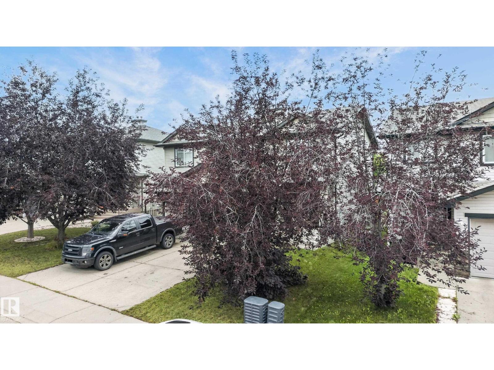 21312 48 Av Nw Property Photo 37