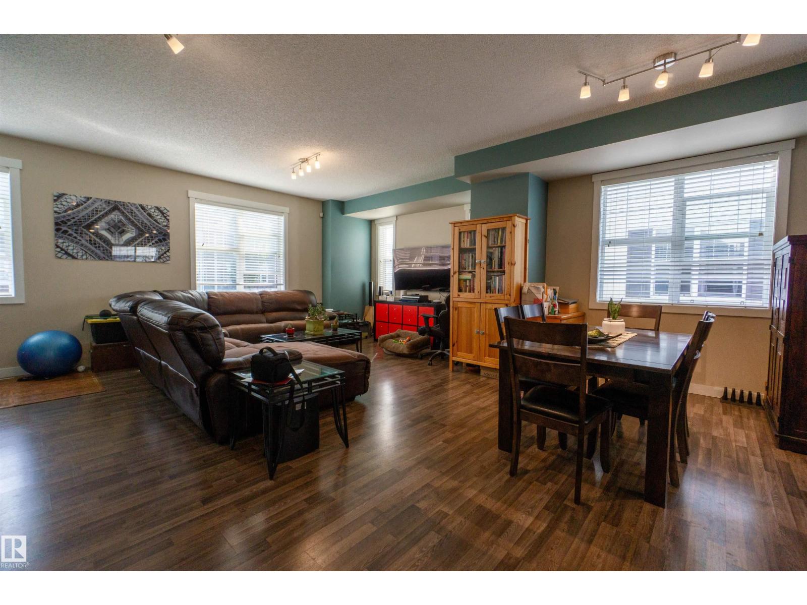 #75 8315 180 Av Nw Property Photo 7