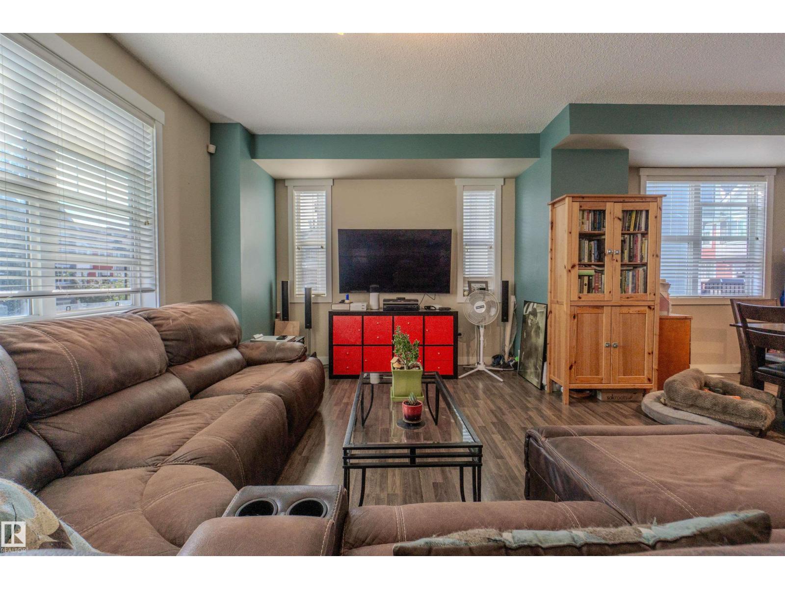 #75 8315 180 Av Nw Property Photo 10