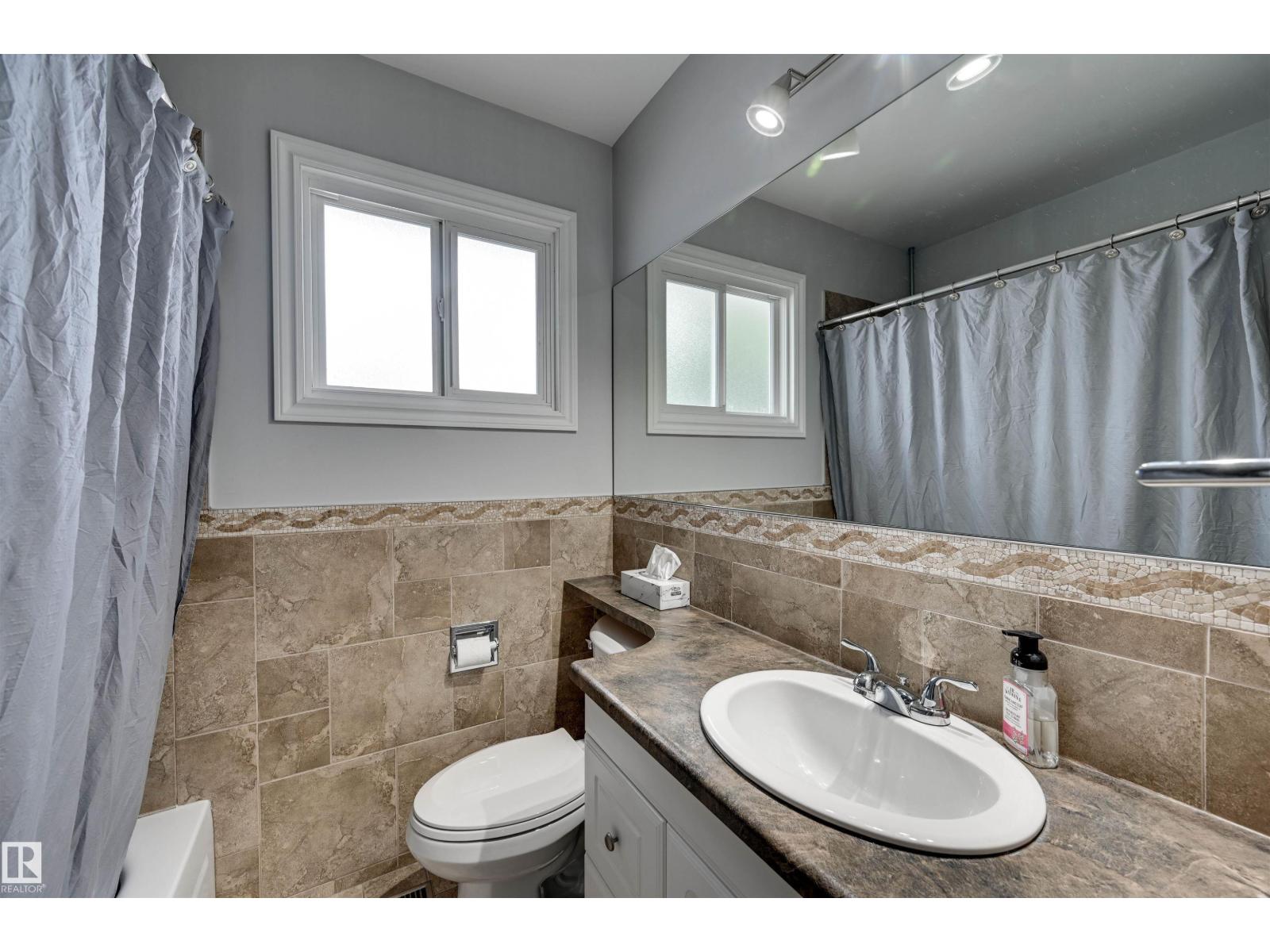 14203 61 St Nw Property Photo 32