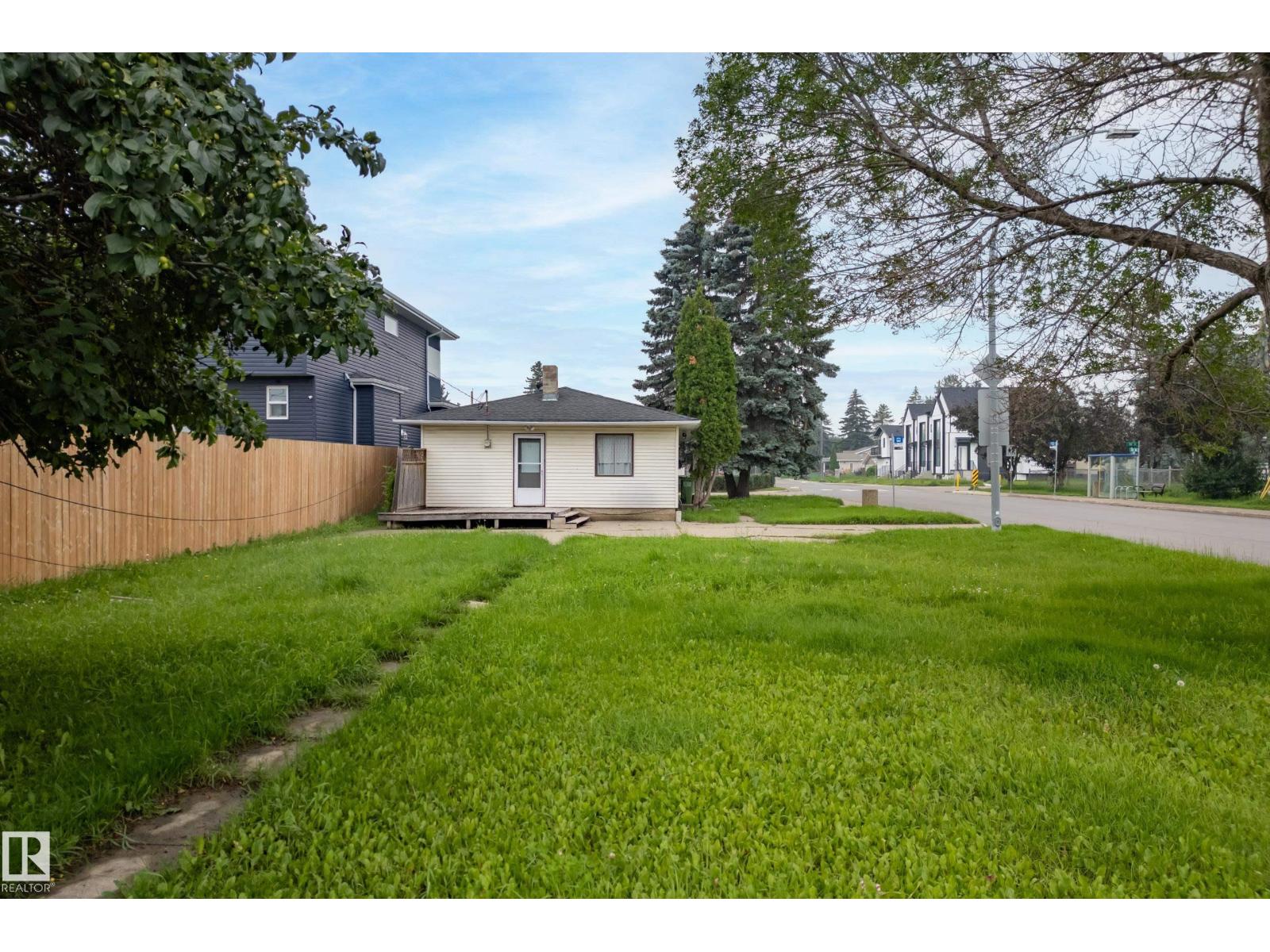 15321 110 Av Nw Property Photo 7