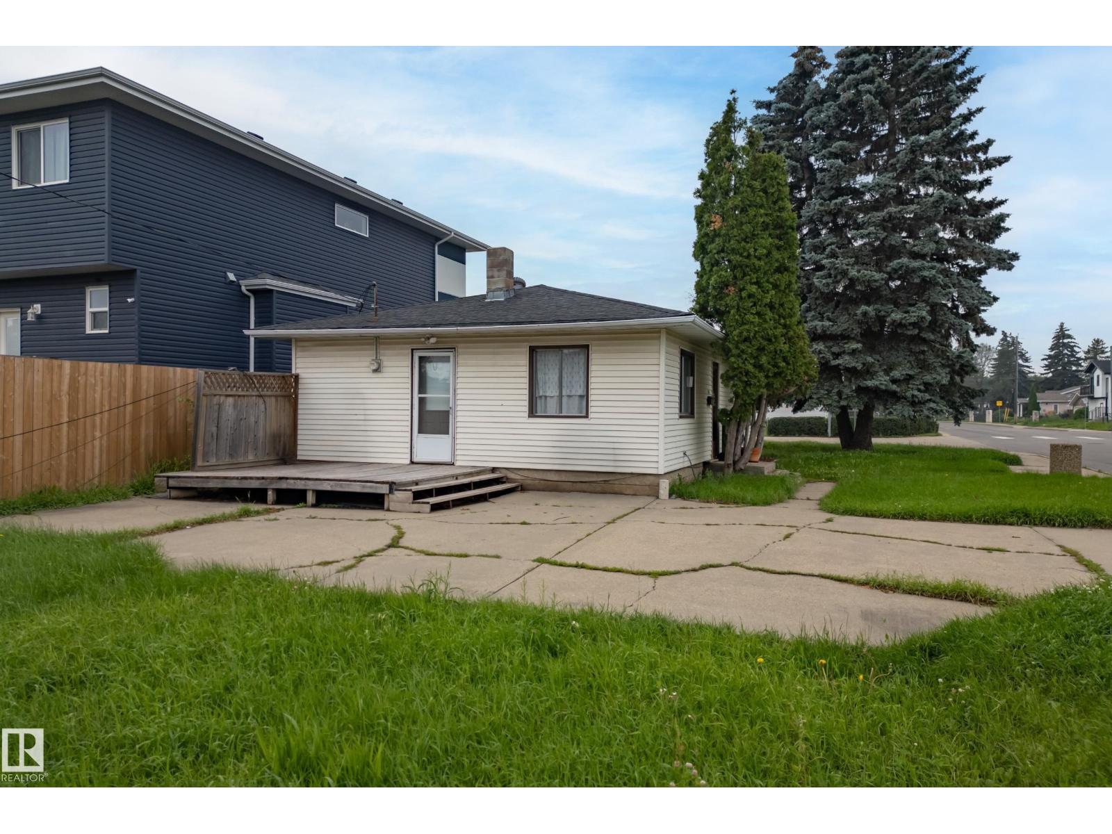 15321 110 Av Nw Property Photo 8