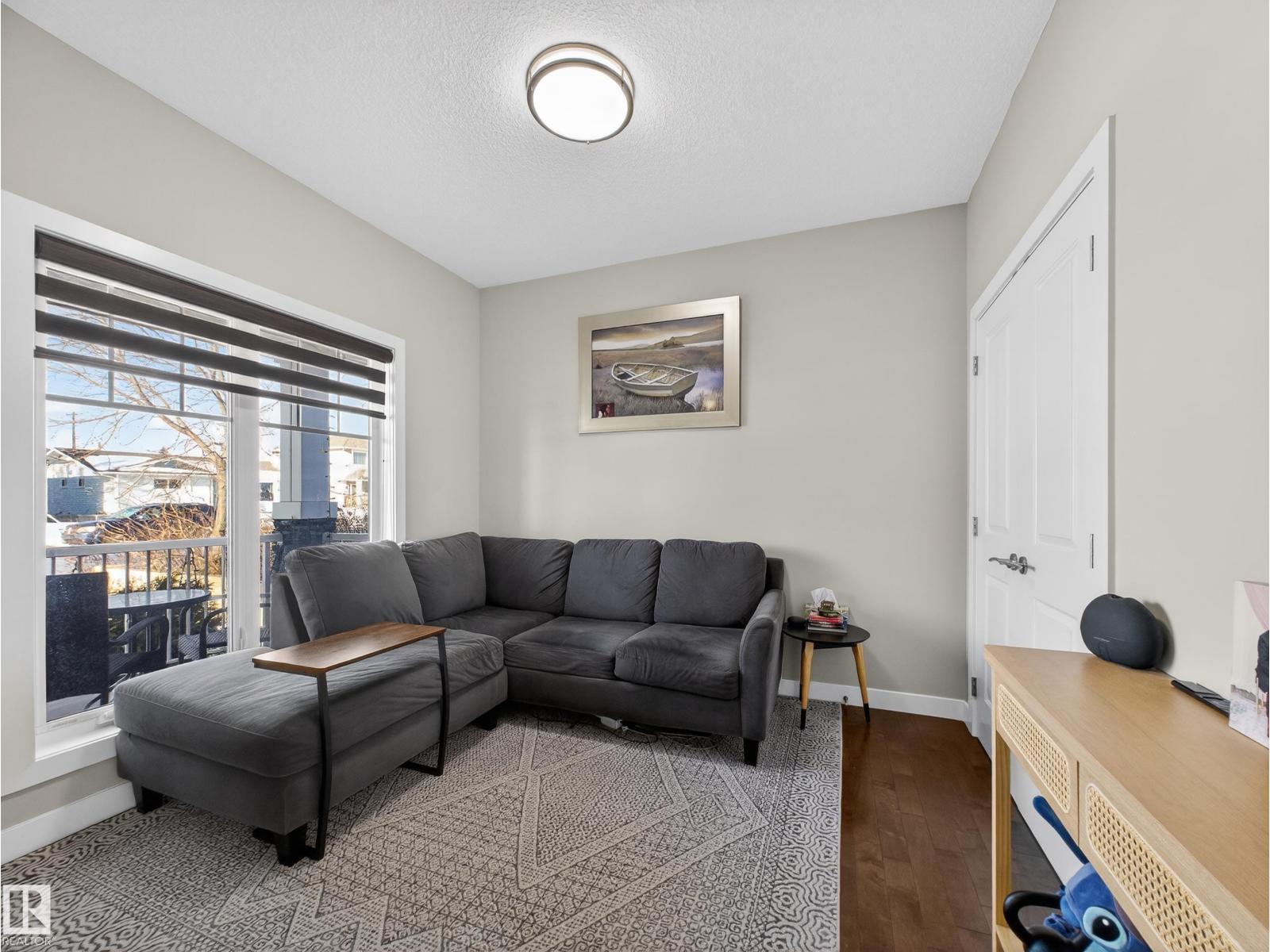 9917 162 St Nw Property Photo 12