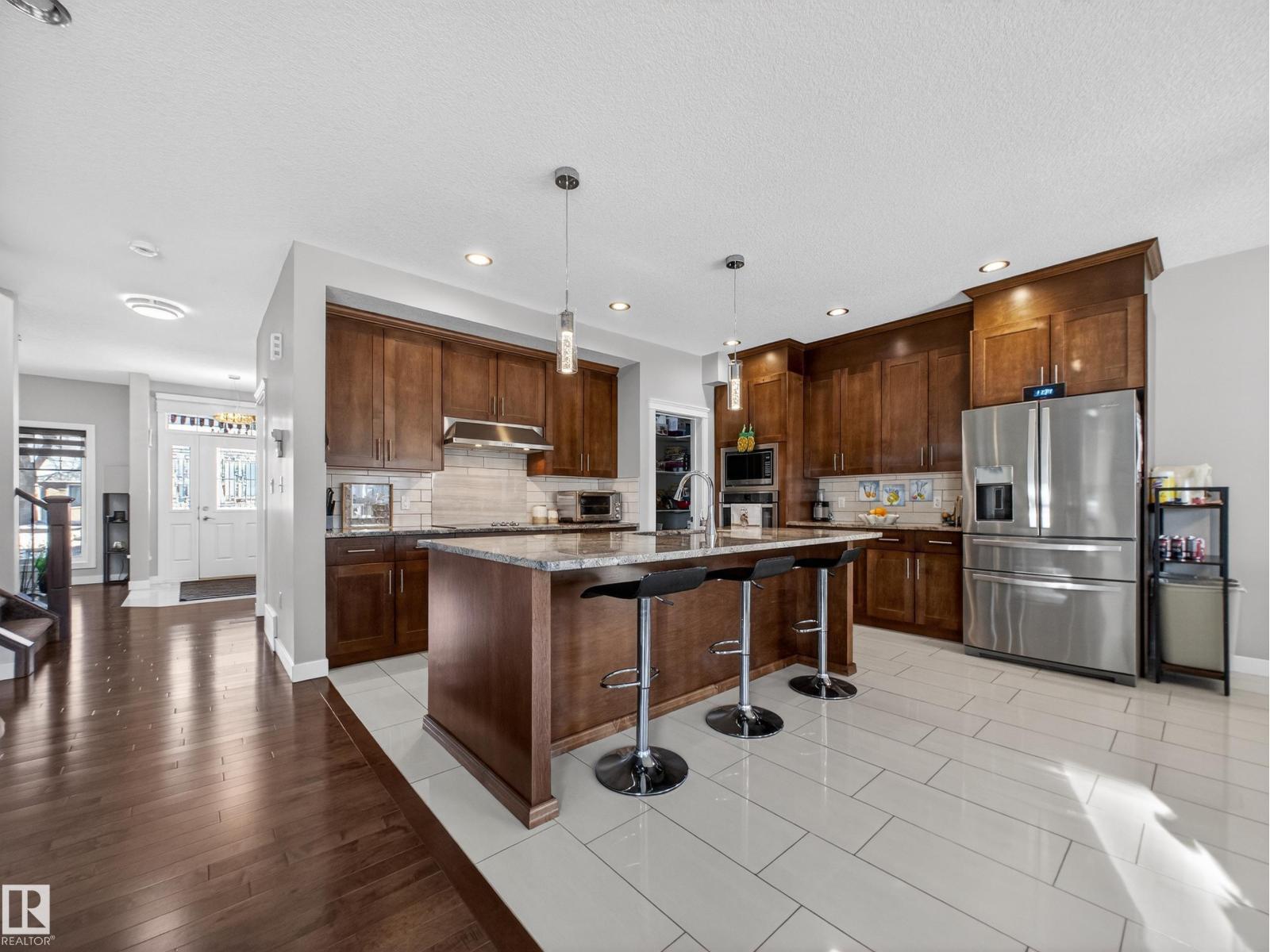 9917 162 St Nw Property Photo 15