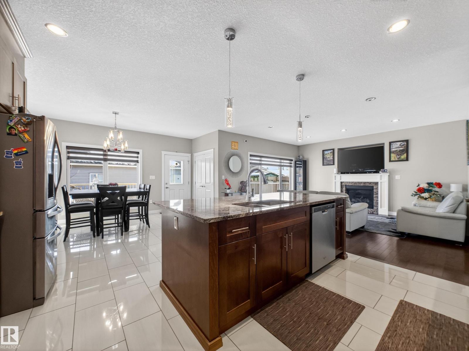 9917 162 St Nw Property Photo 25
