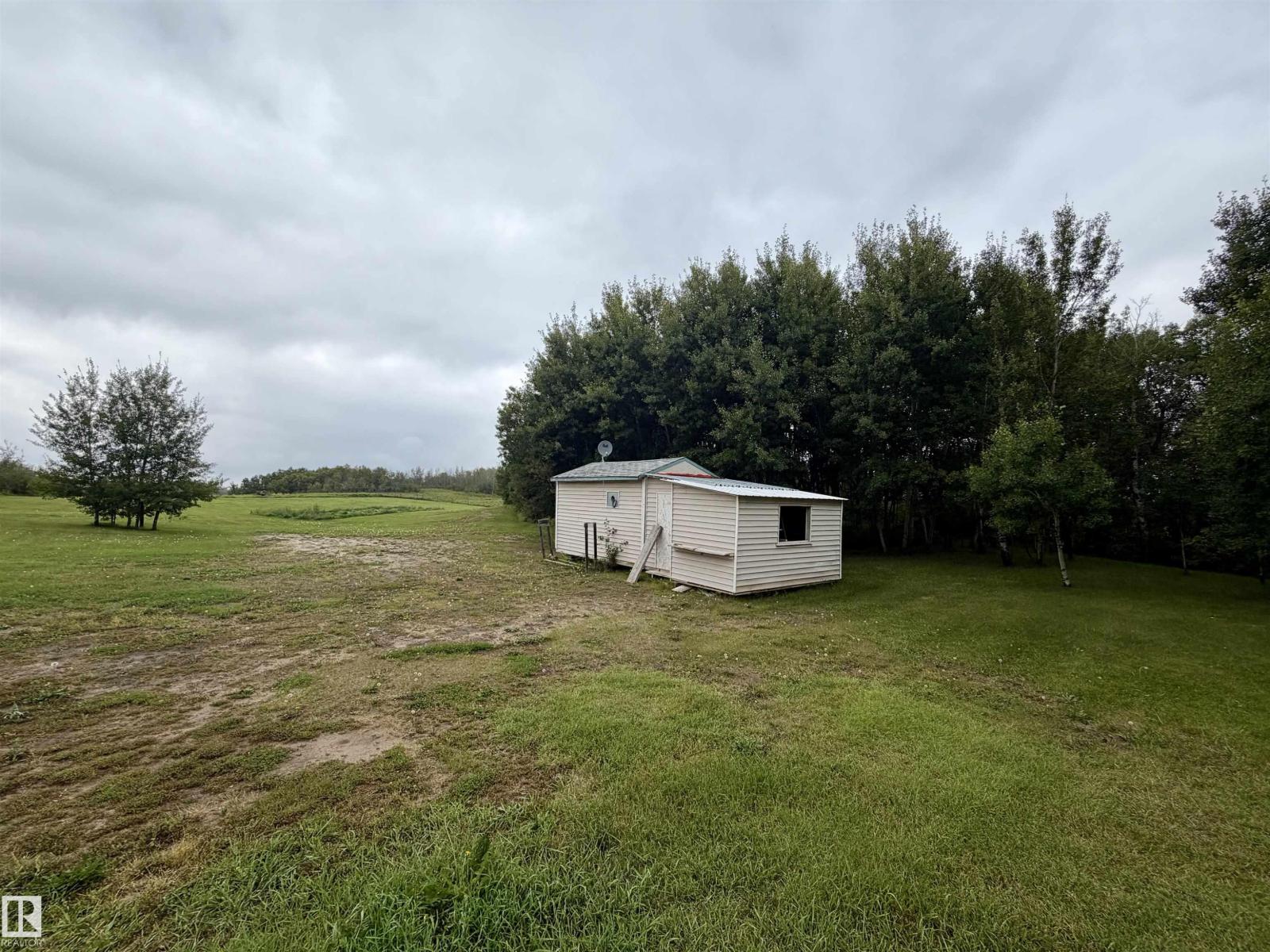 254064 Twp Road 454 Property Photo 3