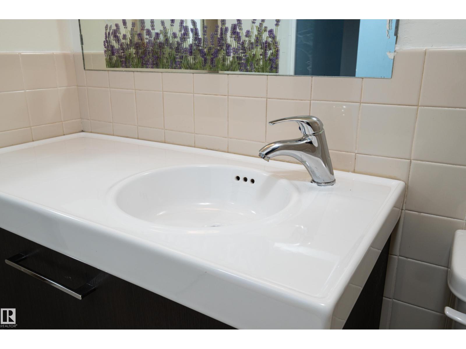 #611 13910 Stony Plain Rd Nw Property Photo 16
