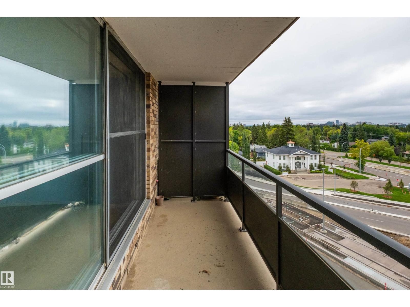 #611 13910 Stony Plain Rd Nw Property Photo 51