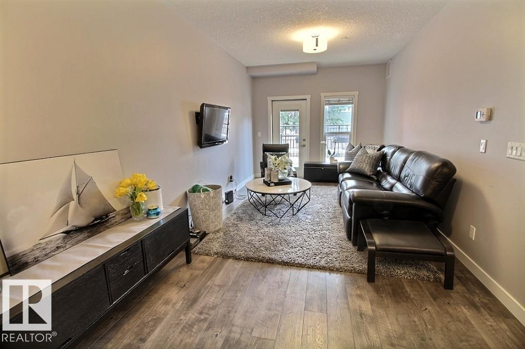#106 10126 144 St Nw Property Photo 2