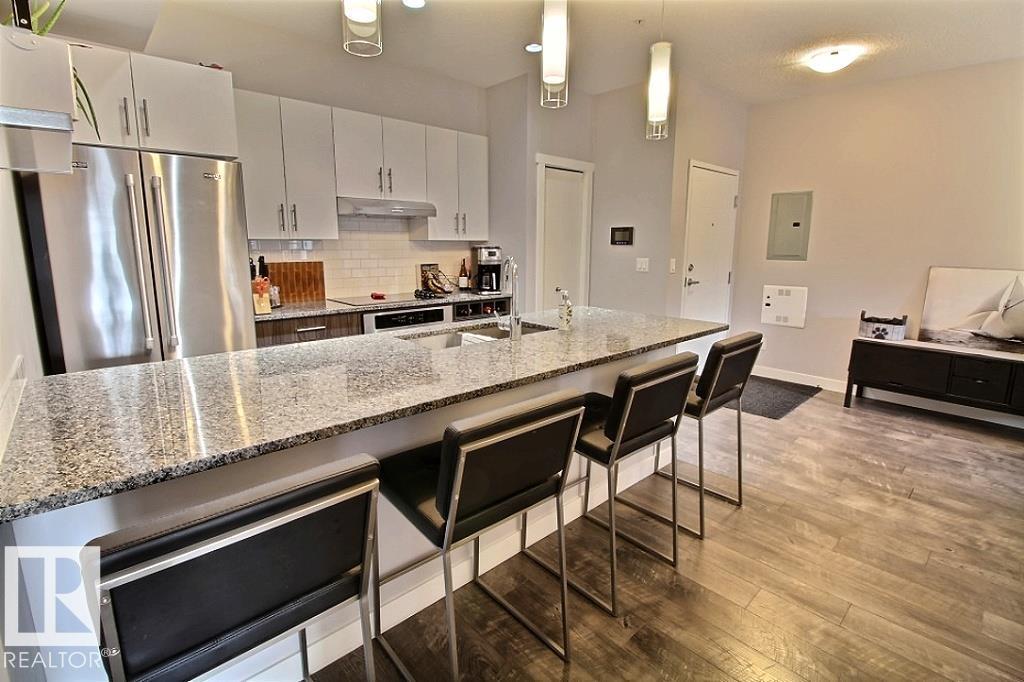 #106 10126 144 St Nw Property Photo 3