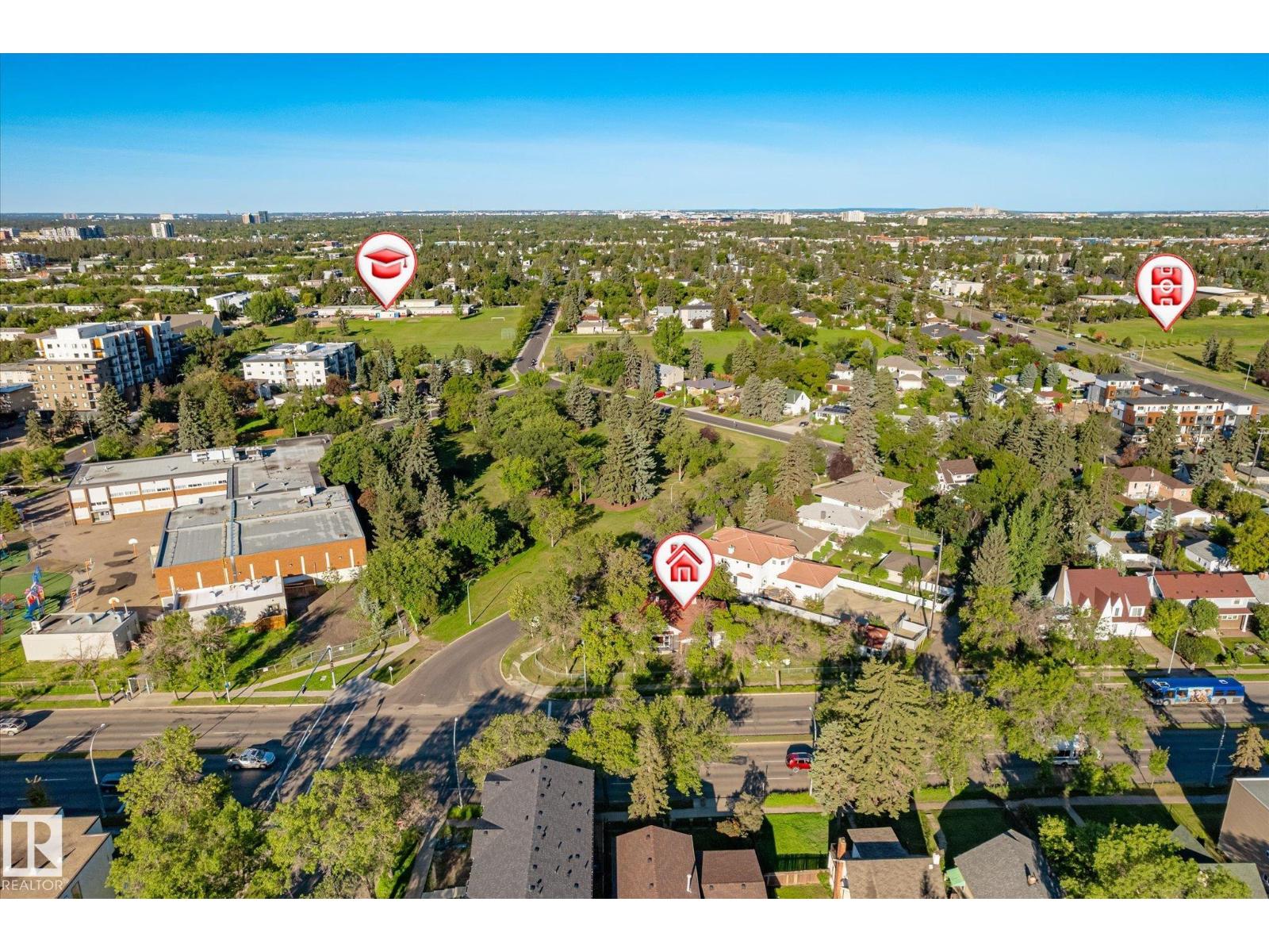 11008 109 St Nw Property Photo 12