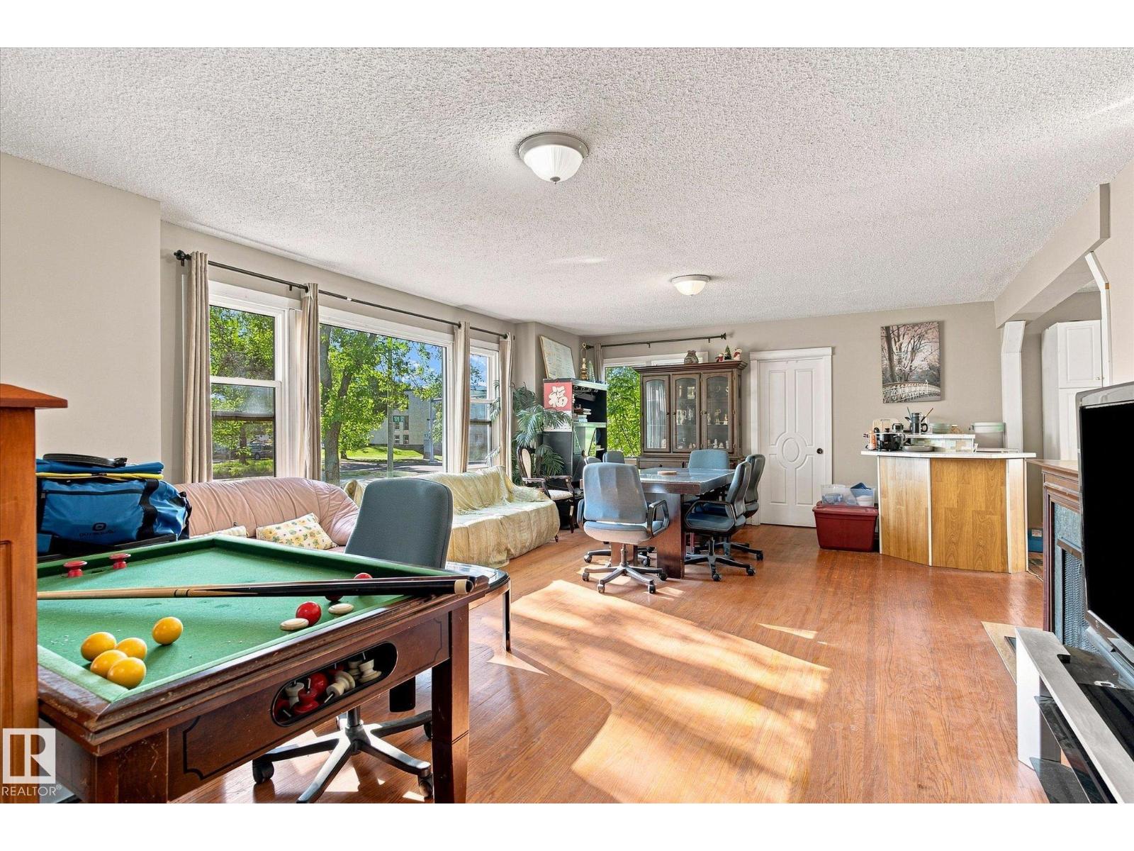 11008 109 St Nw Property Photo 20