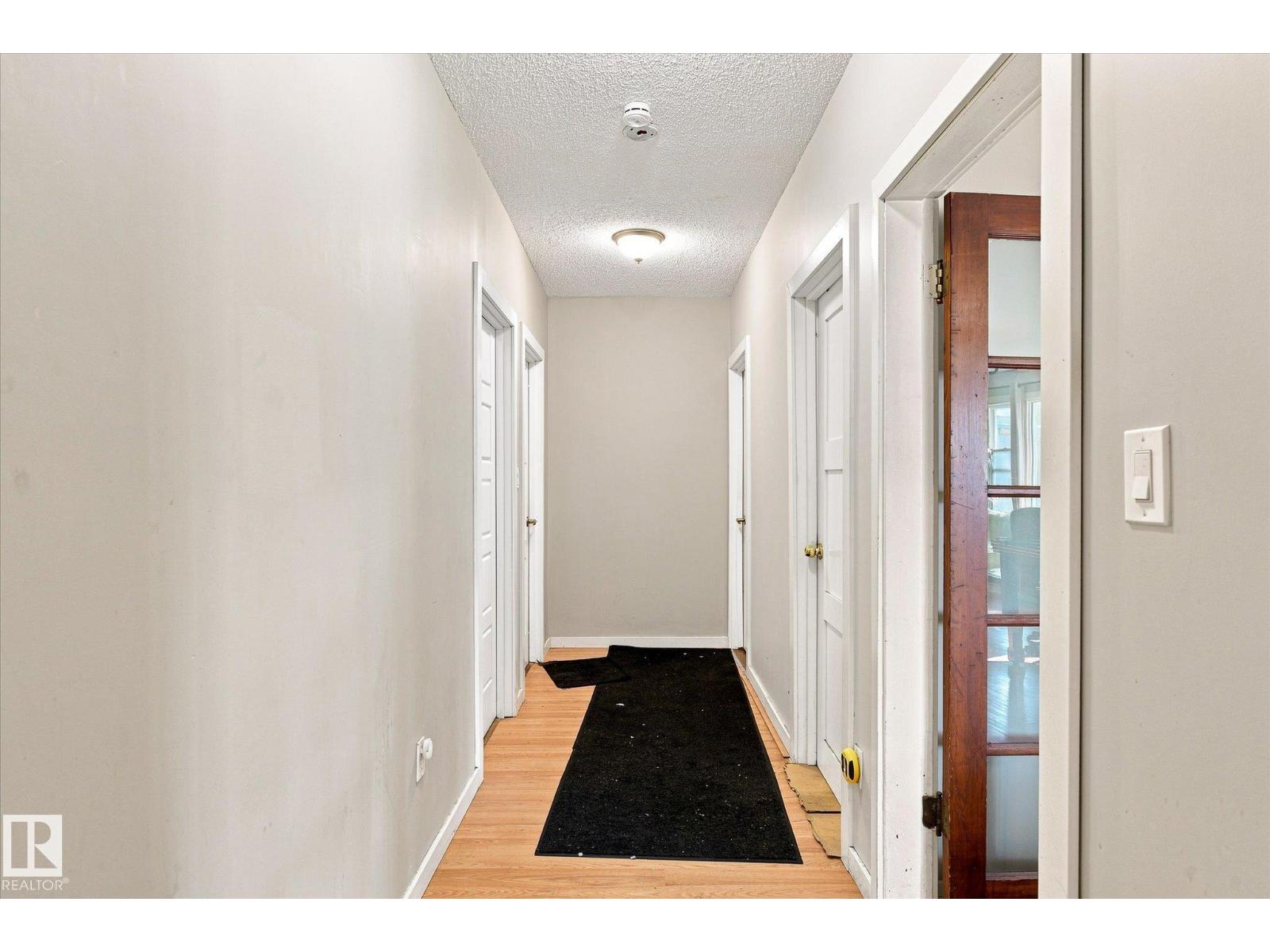 11008 109 St Nw Property Photo 21