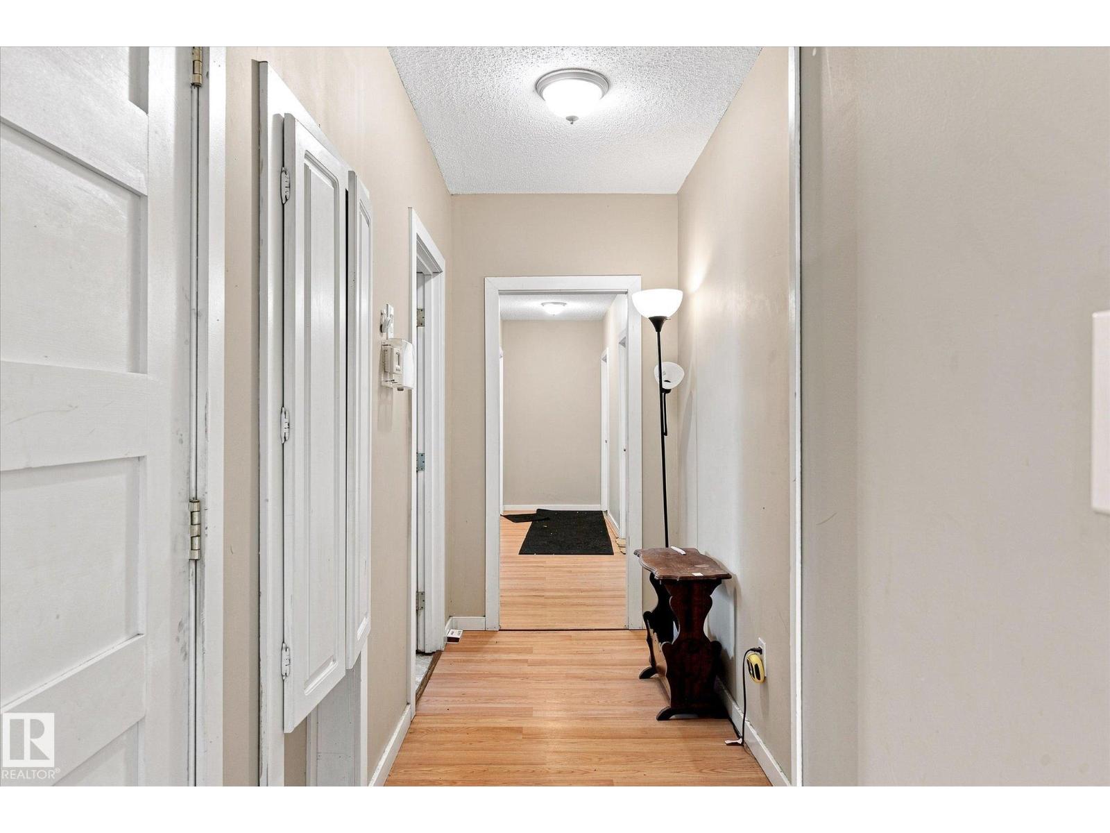11008 109 St Nw Property Photo 28