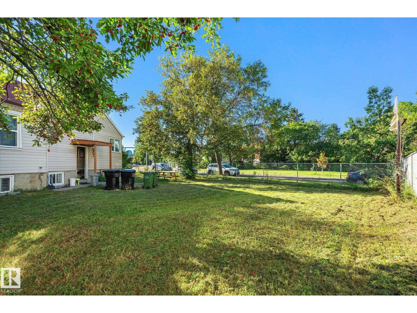 11008 109 St Nw Property Photo 39