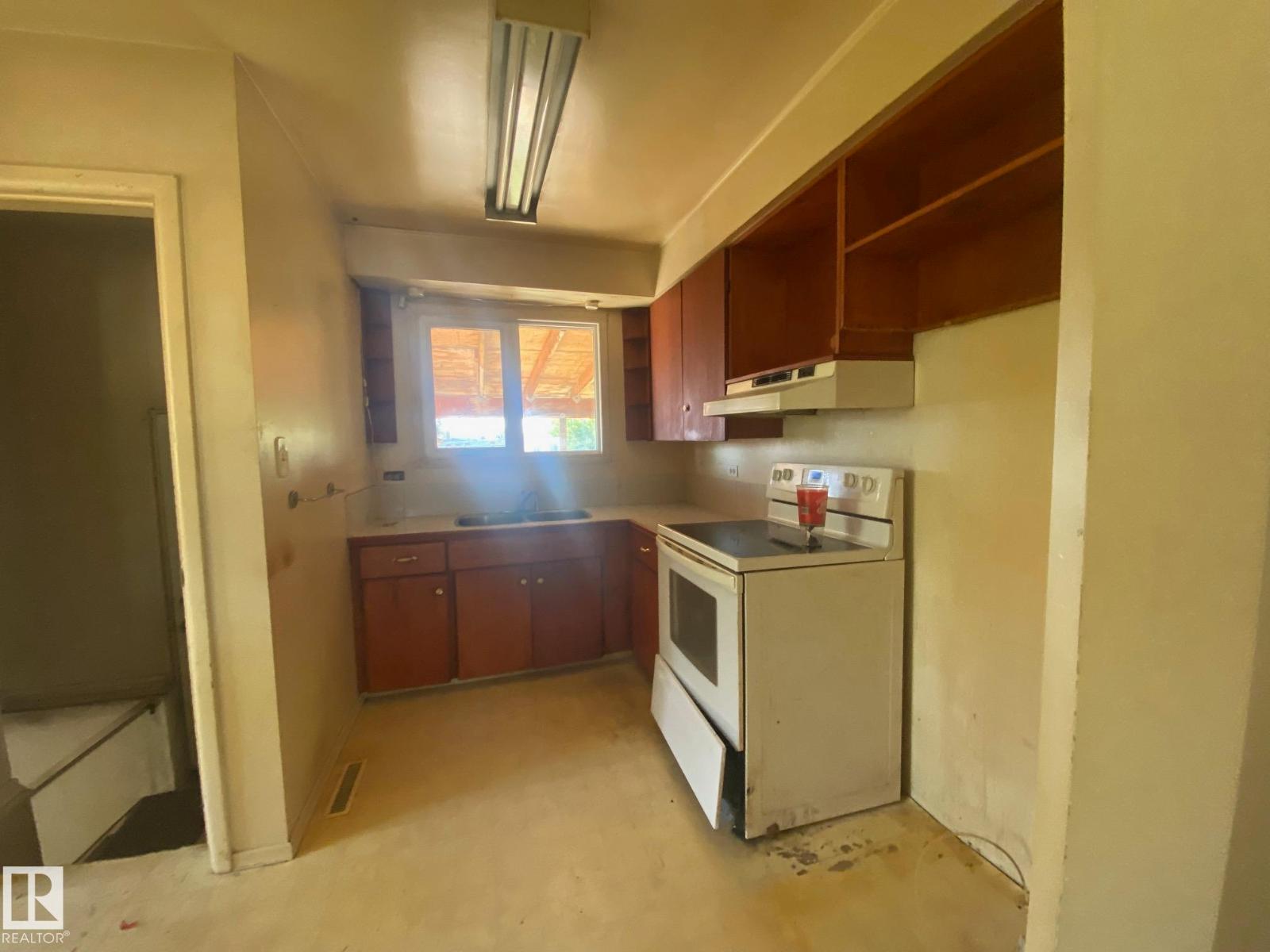 4008 55 St Property Photo 10