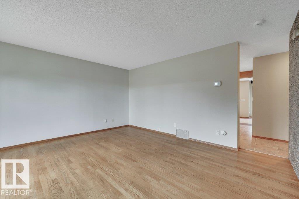 17927 92a St Nw Property Photo 6